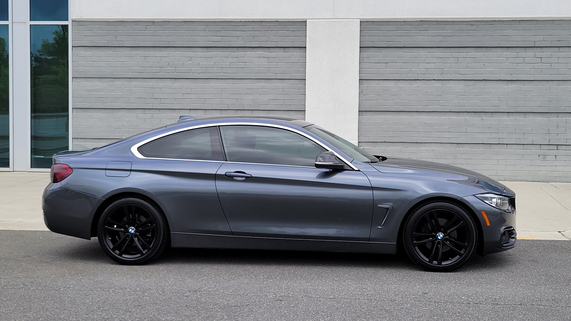 Used 2019 BMW 4 SERIES 430I COUPE 2.0L / RWD / DRVR ASST / CONV PKG / SUNROOF / REARVIEW for sale Sold at Formula Imports in Charlotte NC 28227 16