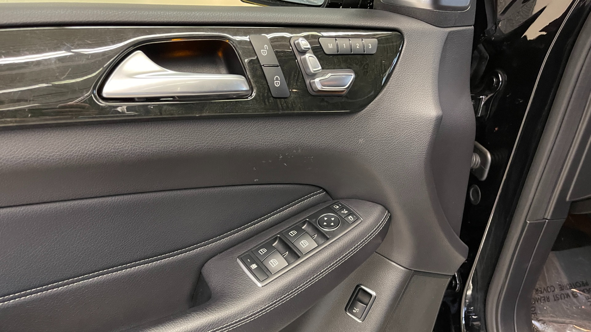 Used 2018 Mercedes-Benz GLE 350 4MATIC / PREMIUM / PRK ASST / H/K SND / KEYLESS-GO / REARVIEW for sale Sold at Formula Imports in Charlotte NC 28227 27