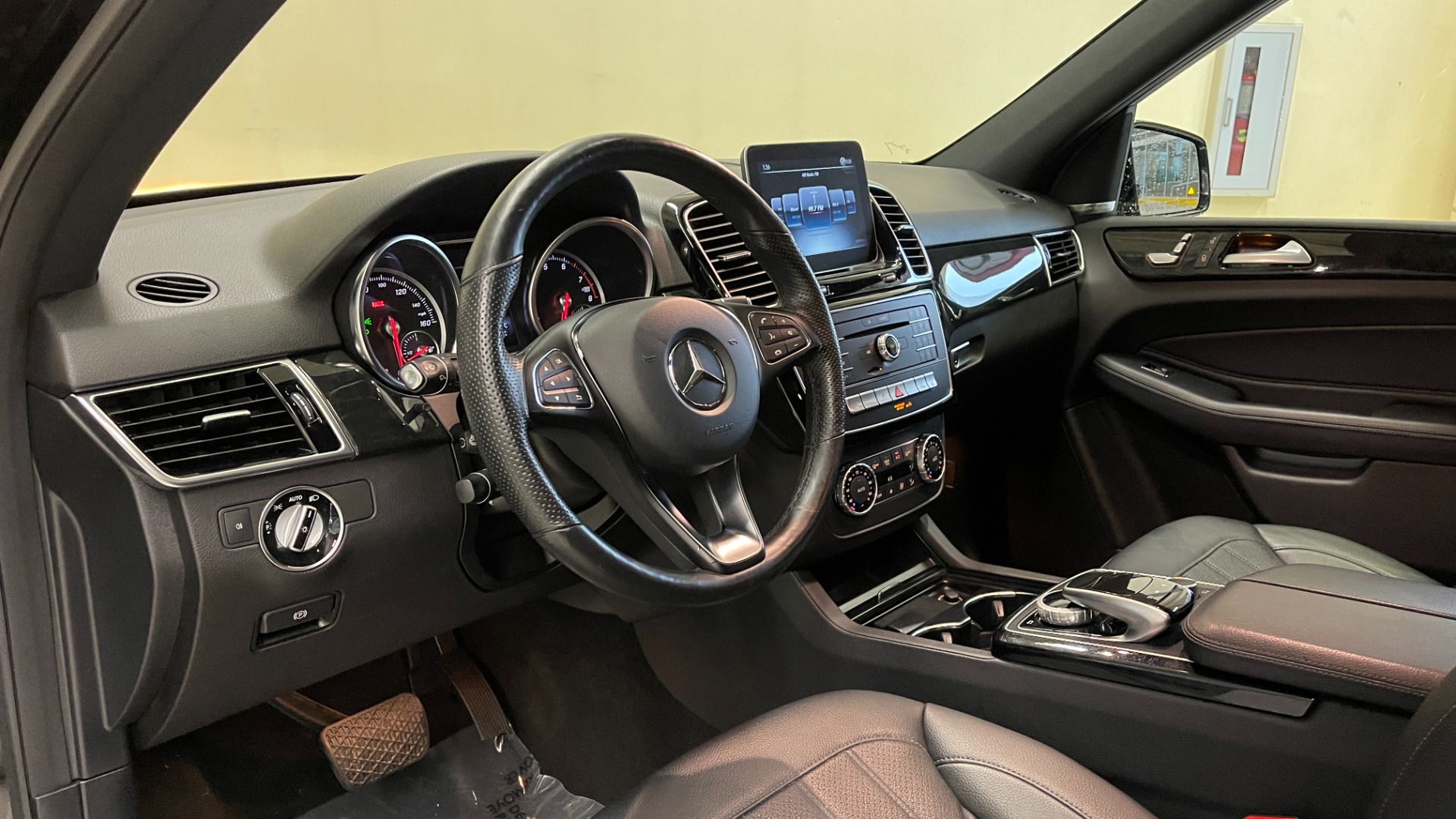 Used 2018 Mercedes-Benz GLE 350 4MATIC / PREMIUM / PRK ASST / H/K SND / KEYLESS-GO / REARVIEW for sale Sold at Formula Imports in Charlotte NC 28227 28