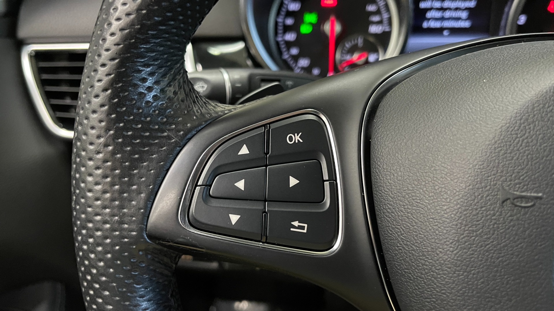 Used 2018 Mercedes-Benz GLE 350 4MATIC / PREMIUM / PRK ASST / H/K SND / KEYLESS-GO / REARVIEW for sale Sold at Formula Imports in Charlotte NC 28227 32