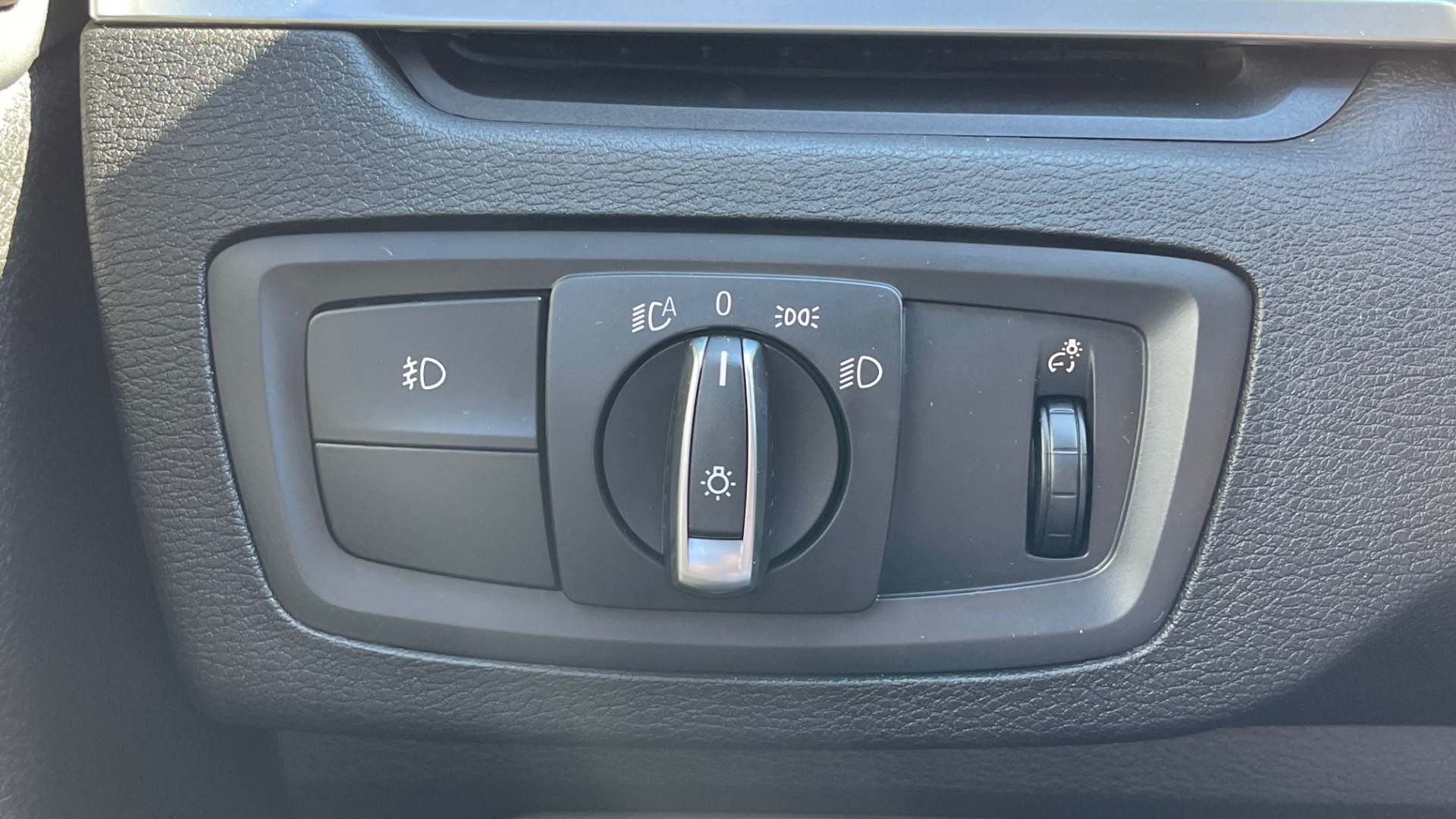 Used 2017 BMW X1 SDRIVE28I 2.0L / DRVR ASST / PARK ASST / PANO-ROOF / REARVIEW for sale Sold at Formula Imports in Charlotte NC 28227 27