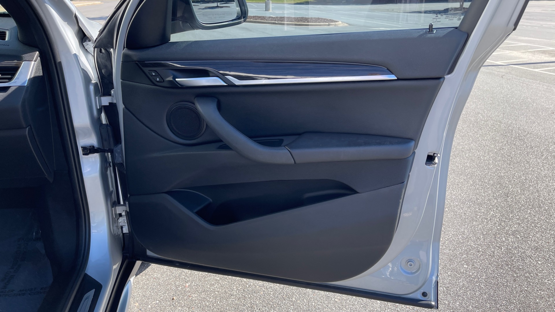 Used 2017 BMW X1 SDRIVE28I 2.0L / DRVR ASST / PARK ASST / PANO-ROOF / REARVIEW for sale Sold at Formula Imports in Charlotte NC 28227 50