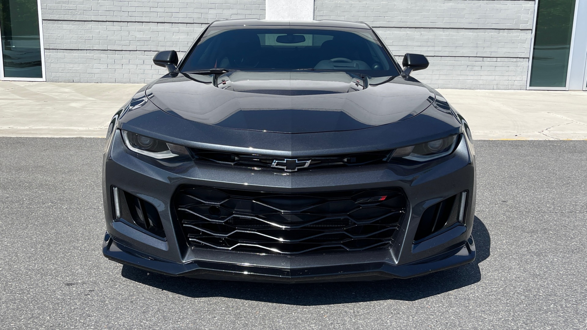 Used 2018 Chevrolet CAMARO ZL1 SUPERCHARGED COUPE 850HP / 10-SPD AUTO / NAV / BOSE / REARVIEW for sale Sold at Formula Imports in Charlotte NC 28227 17