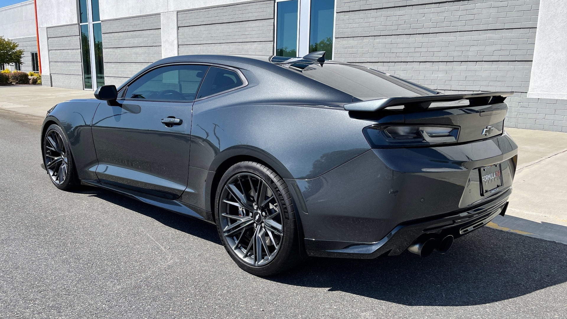 Used 2018 Chevrolet CAMARO ZL1 SUPERCHARGED COUPE 850HP / 10-SPD AUTO / NAV / BOSE / REARVIEW for sale Sold at Formula Imports in Charlotte NC 28227 6