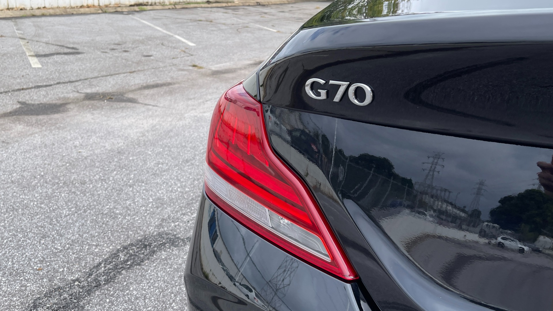 Used 2021 Genesis G70 ELITE 2.0T SEDAN / NAV / LANE ASST / BSA / SUNROOF / LEATHER / REARVIEW for sale Sold at Formula Imports in Charlotte NC 28227 13