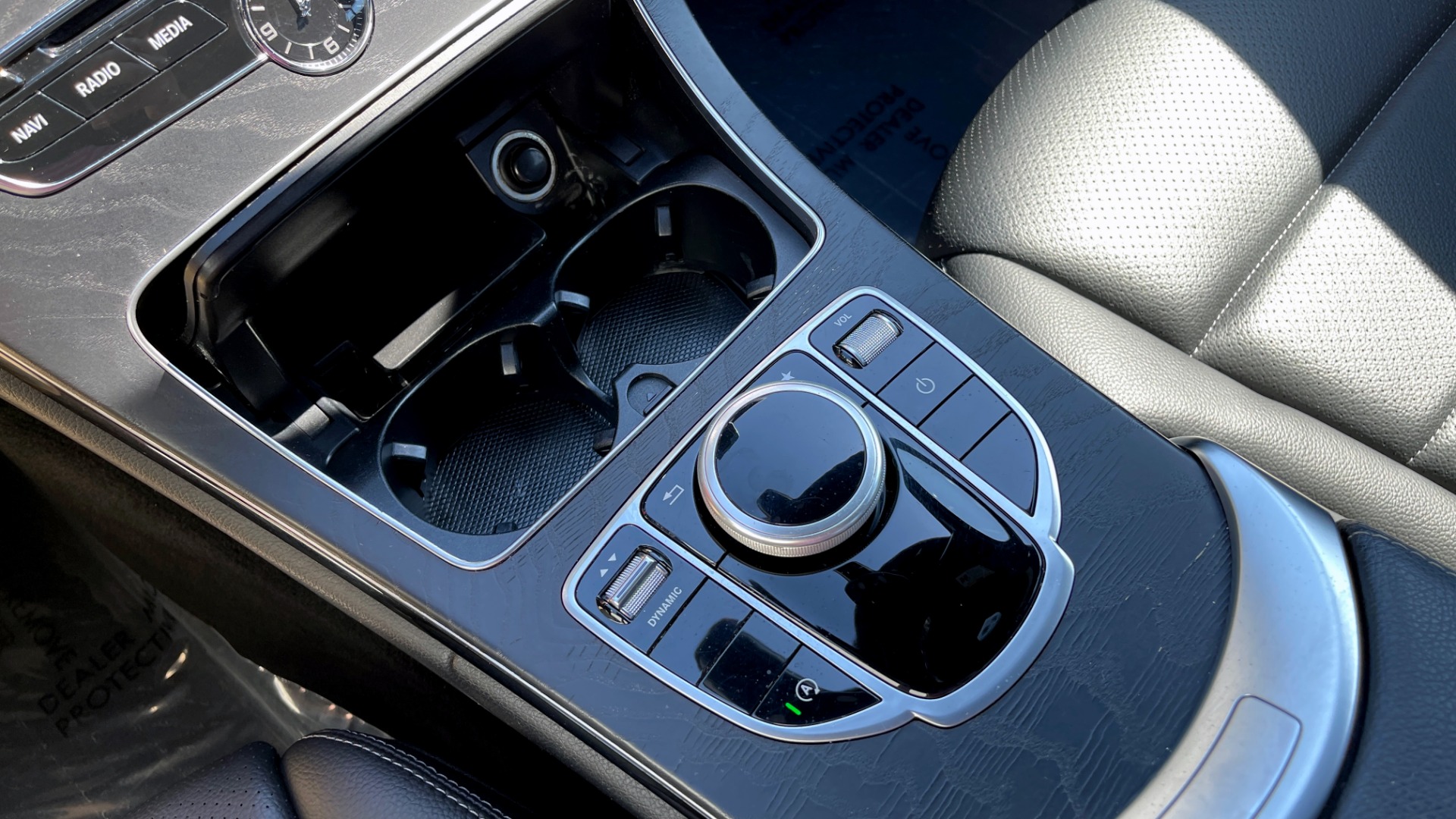 Used 2018 Mercedes-Benz C-CLASS C 300 PREMIUM / APPLE CARPLAY / KEYLESS-GO / SUNROOF / REARVIEW for sale Sold at Formula Imports in Charlotte NC 28227 34