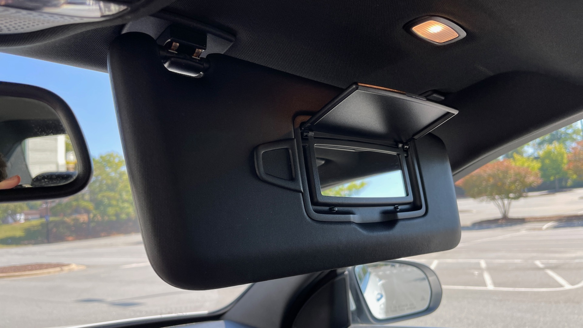 Used 2018 Mercedes-Benz C-CLASS C 300 PREMIUM / APPLE CARPLAY / KEYLESS-GO / SUNROOF / REARVIEW for sale Sold at Formula Imports in Charlotte NC 28227 37