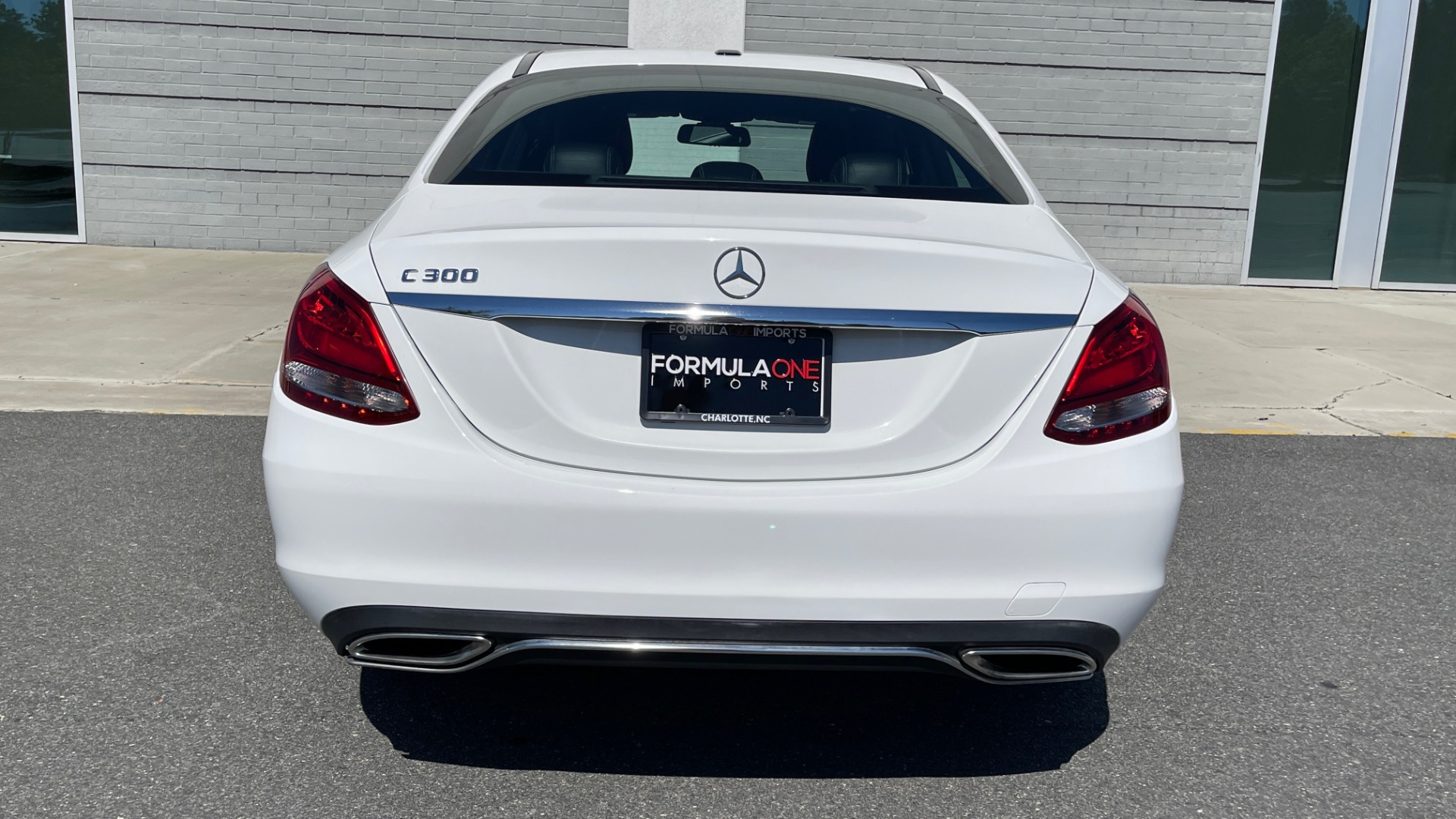 Used 2018 Mercedes-Benz C-CLASS C 300 2.0L PREMIUM / APPLE CARPLAY / BSA / HTD STS / REARVIEW for sale Sold at Formula Imports in Charlotte NC 28227 19