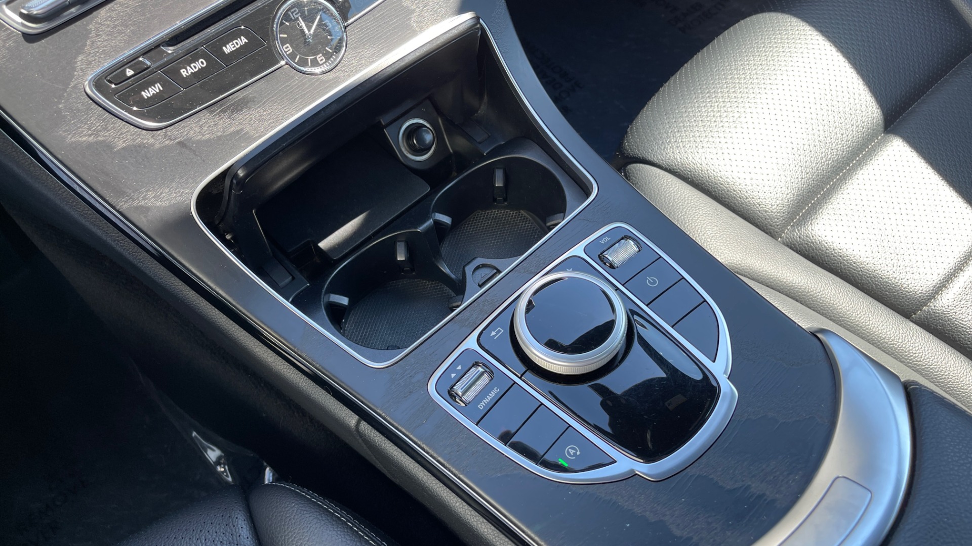Used 2018 Mercedes-Benz C-CLASS C 300 2.0L PREMIUM / APPLE CARPLAY / BSA / HTD STS / REARVIEW for sale Sold at Formula Imports in Charlotte NC 28227 35