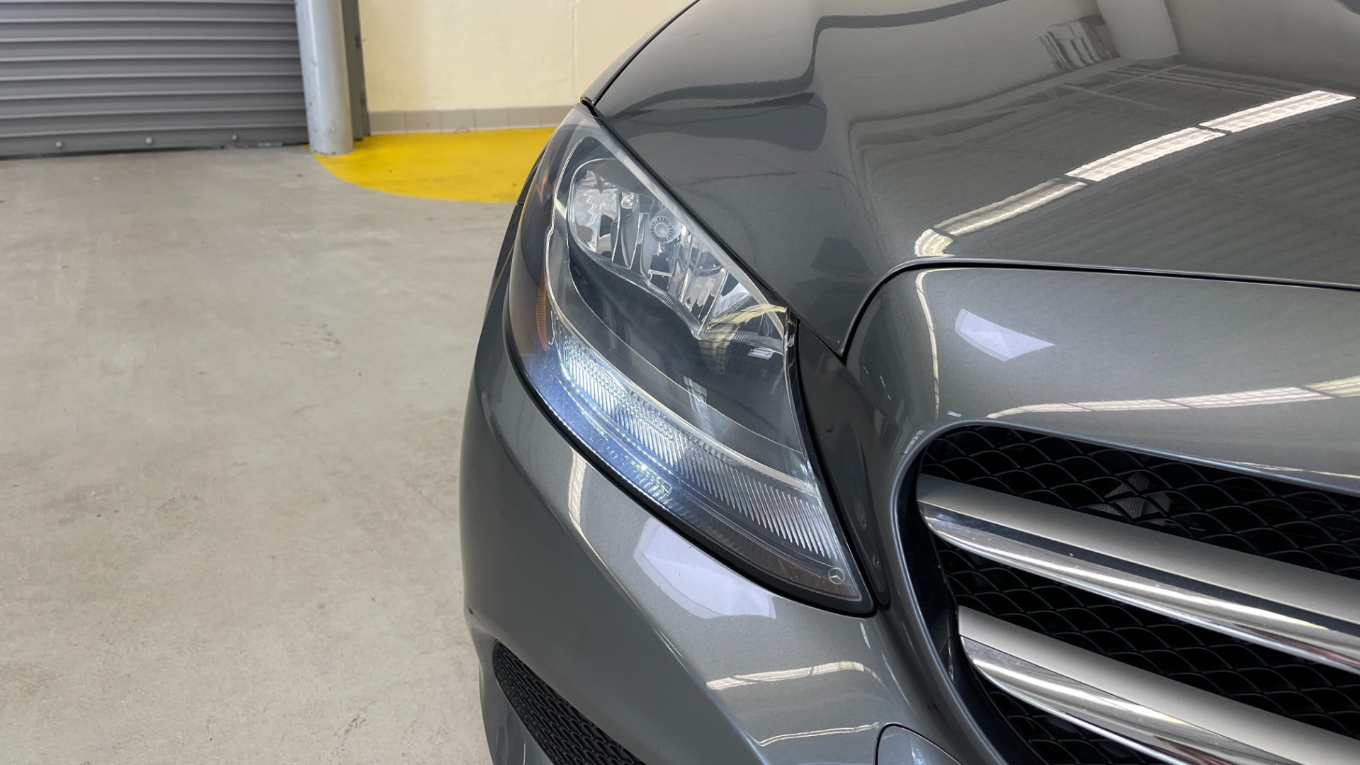Used 2018 Mercedes-Benz C-CLASS C 300 PREMIUM / KEYLESS-GO / HTD STS / APPLE CARPLAY / REARVIEW for sale Sold at Formula Imports in Charlotte NC 28227 12