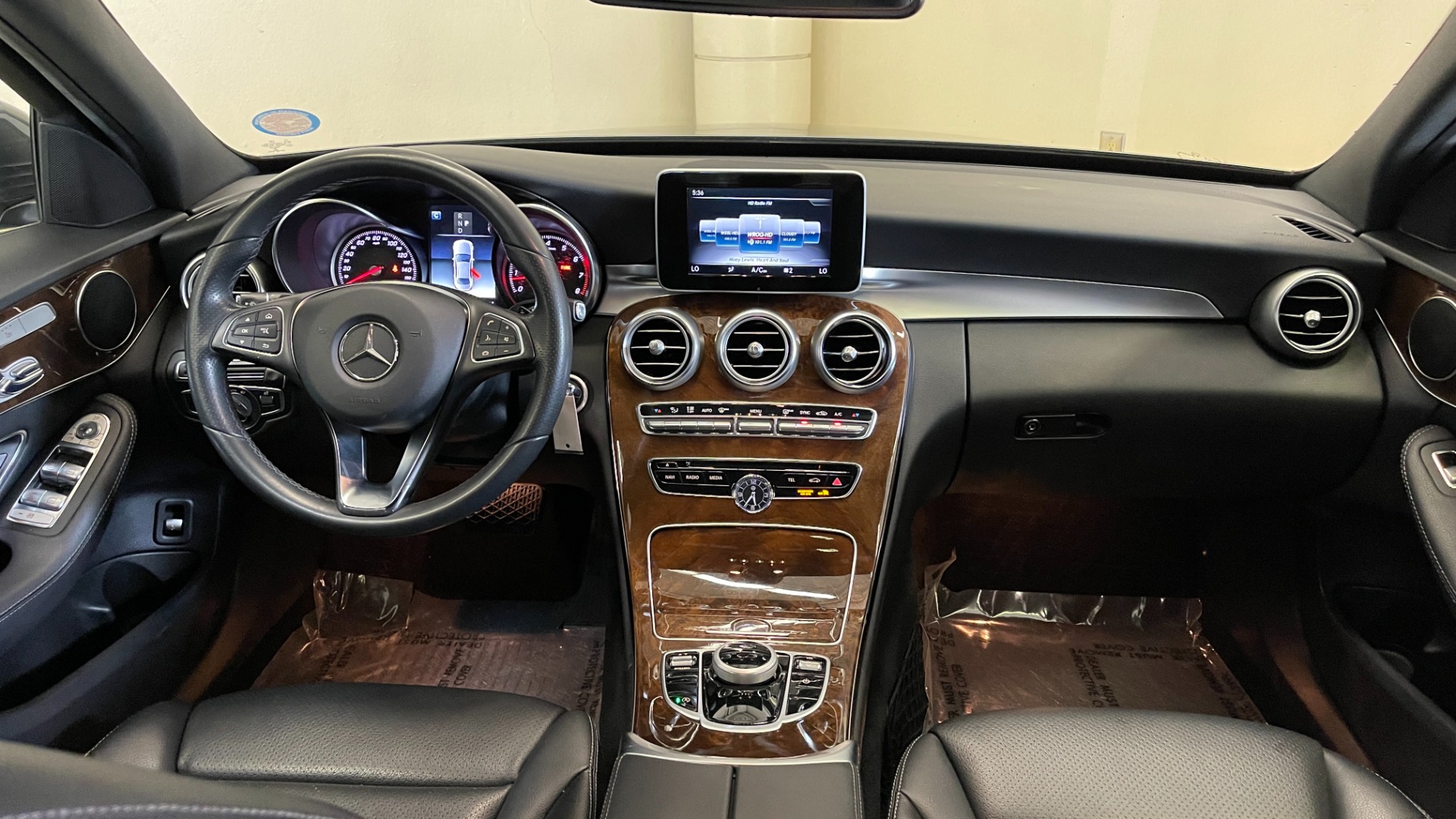 Used 2018 Mercedes-Benz C-CLASS C 300 PREMIUM / KEYLESS-GO / HTD STS / APPLE CARPLAY / REARVIEW for sale Sold at Formula Imports in Charlotte NC 28227 46