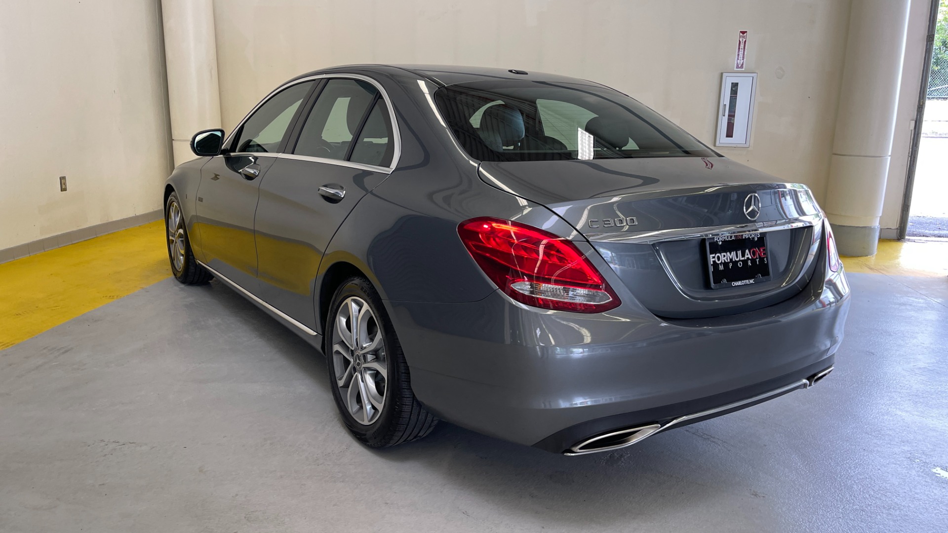Used 2018 Mercedes-Benz C-CLASS C 300 PREMIUM / KEYLESS-GO / HTD STS / APPLE CARPLAY / REARVIEW for sale Sold at Formula Imports in Charlotte NC 28227 6