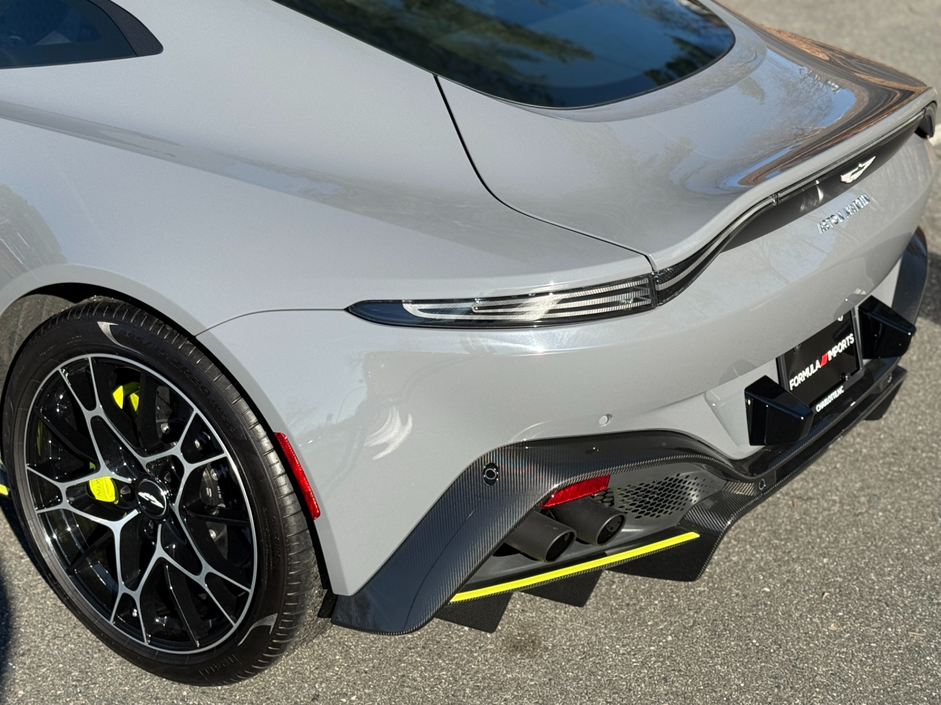 Used 2020 Aston Martin Vantage AMR Hero TECH & COMFORT COLLECTION / PREMIUM AUDIO for sale Sold at Formula Imports in Charlotte NC 28227 27