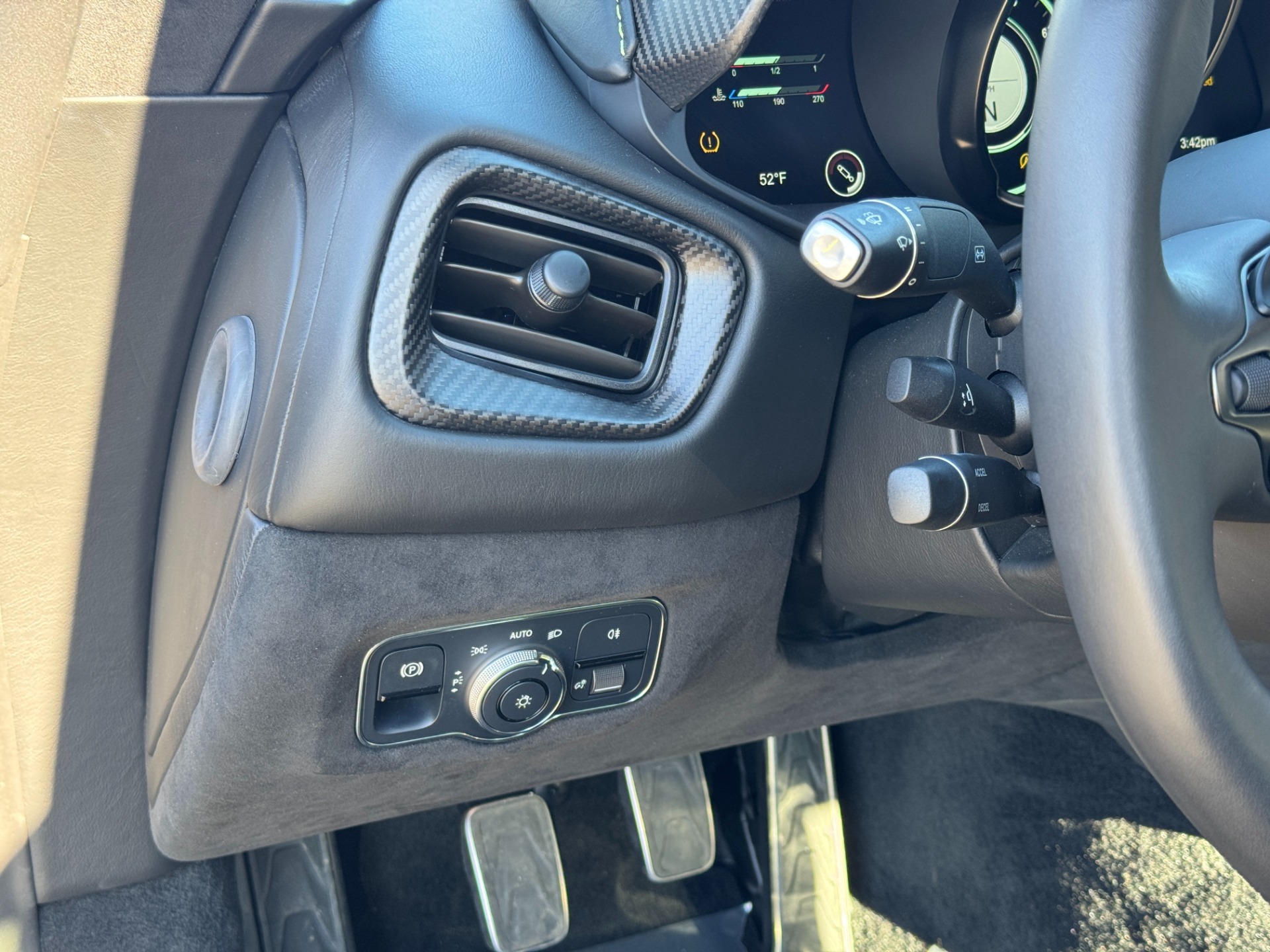 Used 2020 Aston Martin Vantage AMR Hero TECH & COMFORT COLLECTION / PREMIUM AUDIO for sale Sold at Formula Imports in Charlotte NC 28227 41