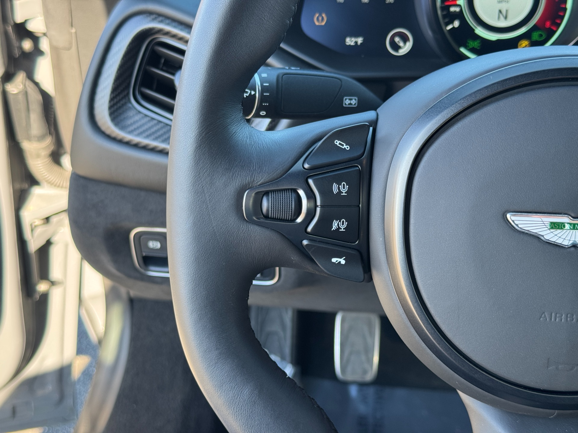 Used 2020 Aston Martin Vantage AMR Hero TECH & COMFORT COLLECTION / PREMIUM AUDIO for sale Sold at Formula Imports in Charlotte NC 28227 43