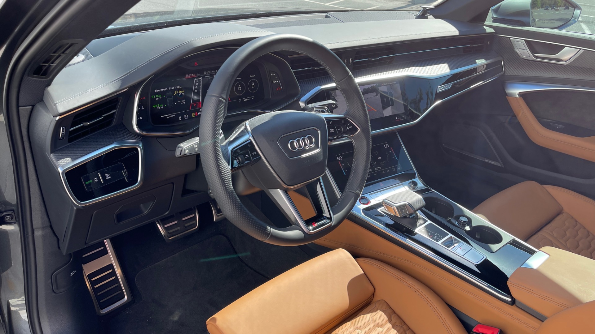 Used 2021 Audi RS 6 AVANT WAGON / EXEC PKG / CARBON OPTIC / B&O SND / DRVR ASST / SPRT EXH for sale Sold at Formula Imports in Charlotte NC 28227 29