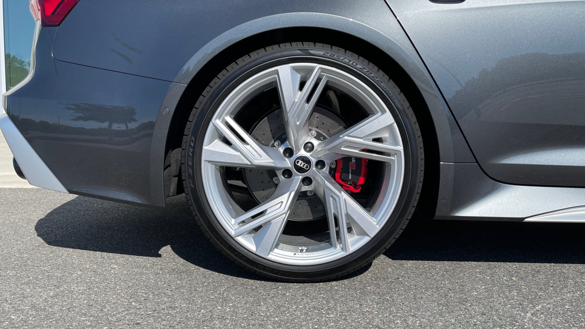 Used 2021 Audi RS 6 AVANT WAGON / EXEC PKG / CARBON OPTIC / B&O SND / DRVR ASST / SPRT EXH for sale Sold at Formula Imports in Charlotte NC 28227 68