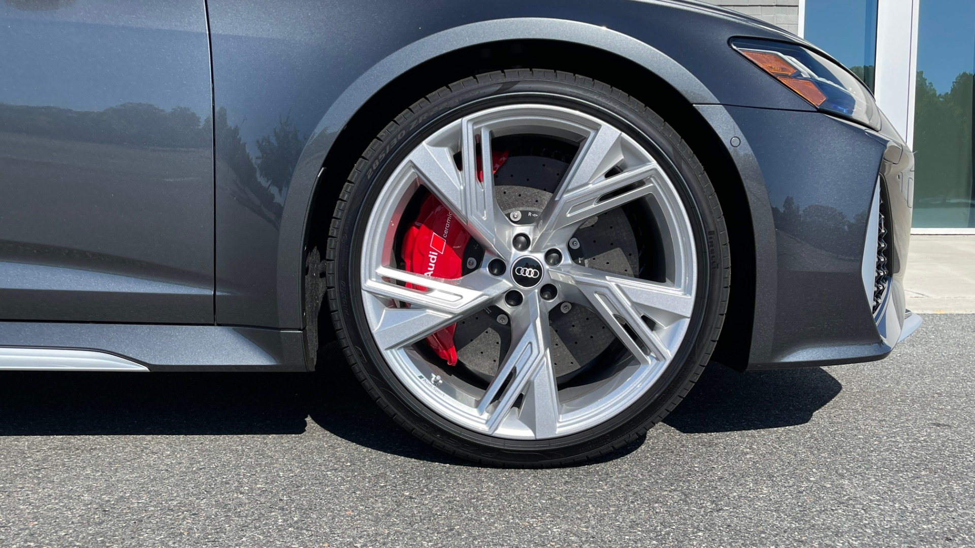 Used 2021 Audi RS 6 AVANT WAGON / EXEC PKG / CARBON OPTIC / B&O SND / DRVR ASST / SPRT EXH for sale Sold at Formula Imports in Charlotte NC 28227 69