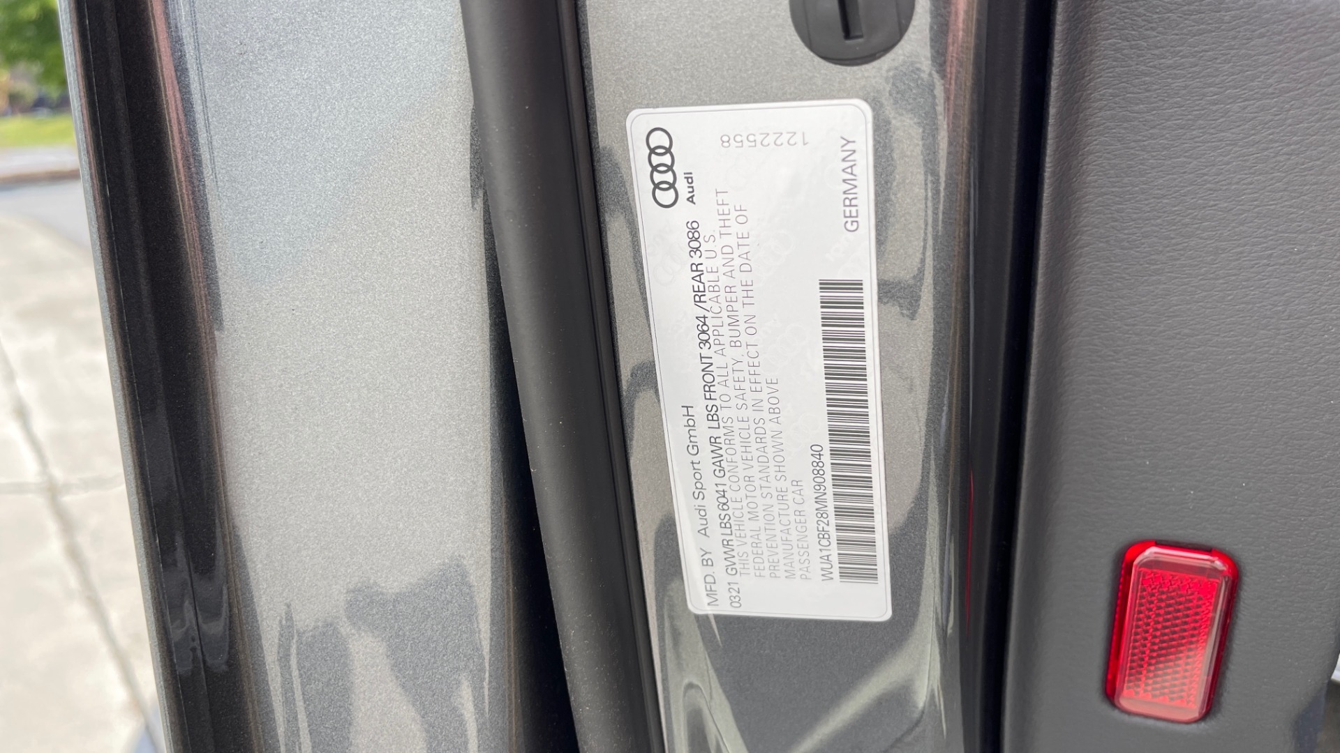 Used 2021 Audi RS 6 AVANT WAGON / EXEC PKG / CARBON OPTIC / B&O SND / DRVR ASST / SPRT EXH for sale Sold at Formula Imports in Charlotte NC 28227 77