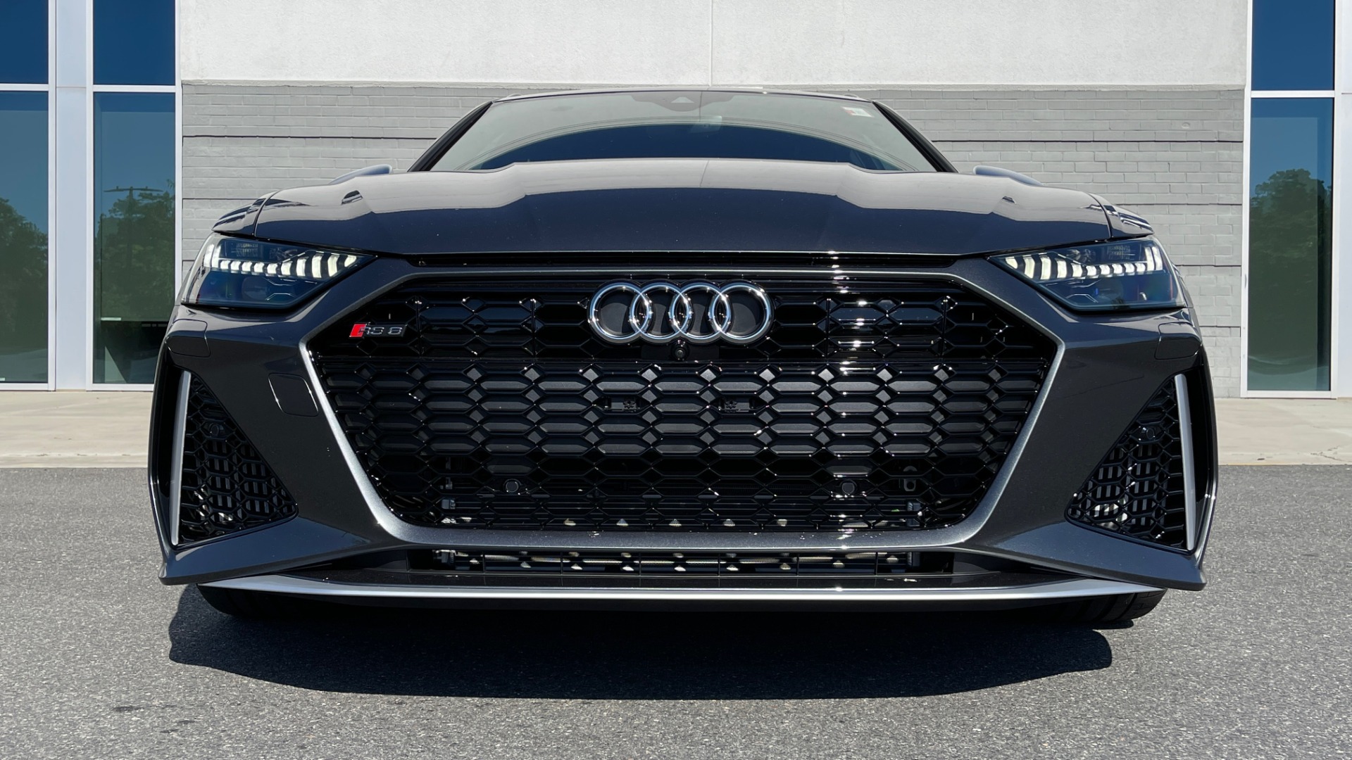 Used 2021 Audi RS 6 AVANT WAGON / EXEC PKG / CARBON OPTIC / B&O SND / DRVR ASST / SPRT EXH for sale Sold at Formula Imports in Charlotte NC 28227 8