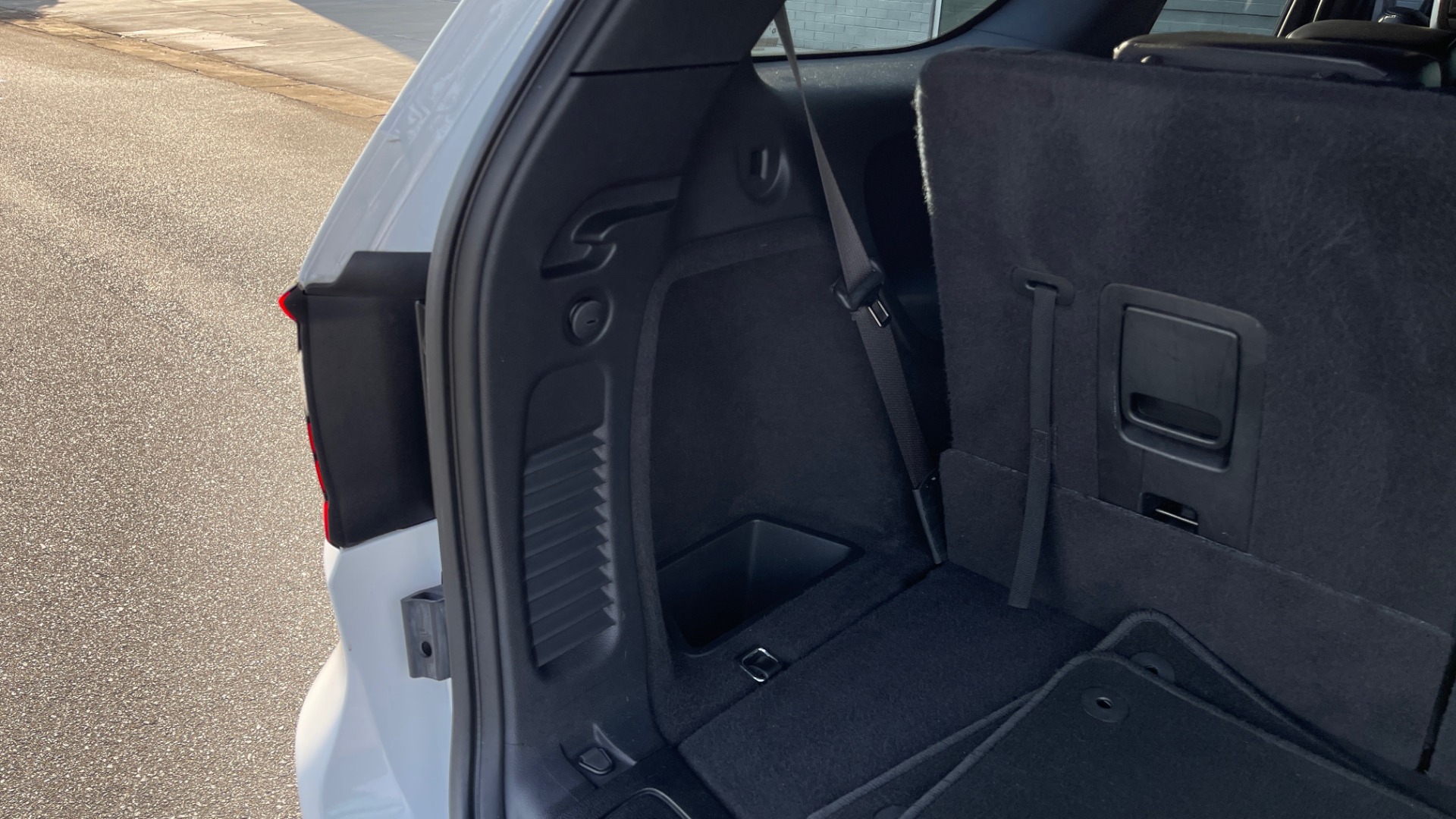 Used 2019 Dodge DURANGO GT BLACKTOP RWD / 3.6L / 8-SPD AUTO / 3-ROW / NAV / REARVIEW for sale Sold at Formula Imports in Charlotte NC 28227 16