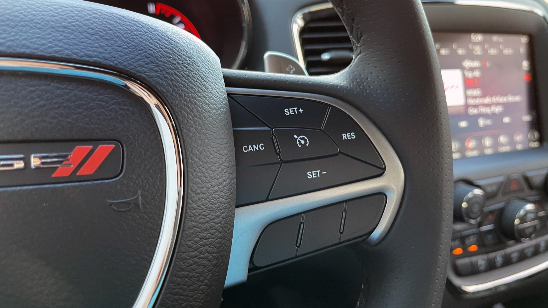 Used 2019 Dodge DURANGO GT BLACKTOP RWD / 3.6L / 8-SPD AUTO / 3-ROW / NAV / REARVIEW for sale Sold at Formula Imports in Charlotte NC 28227 35