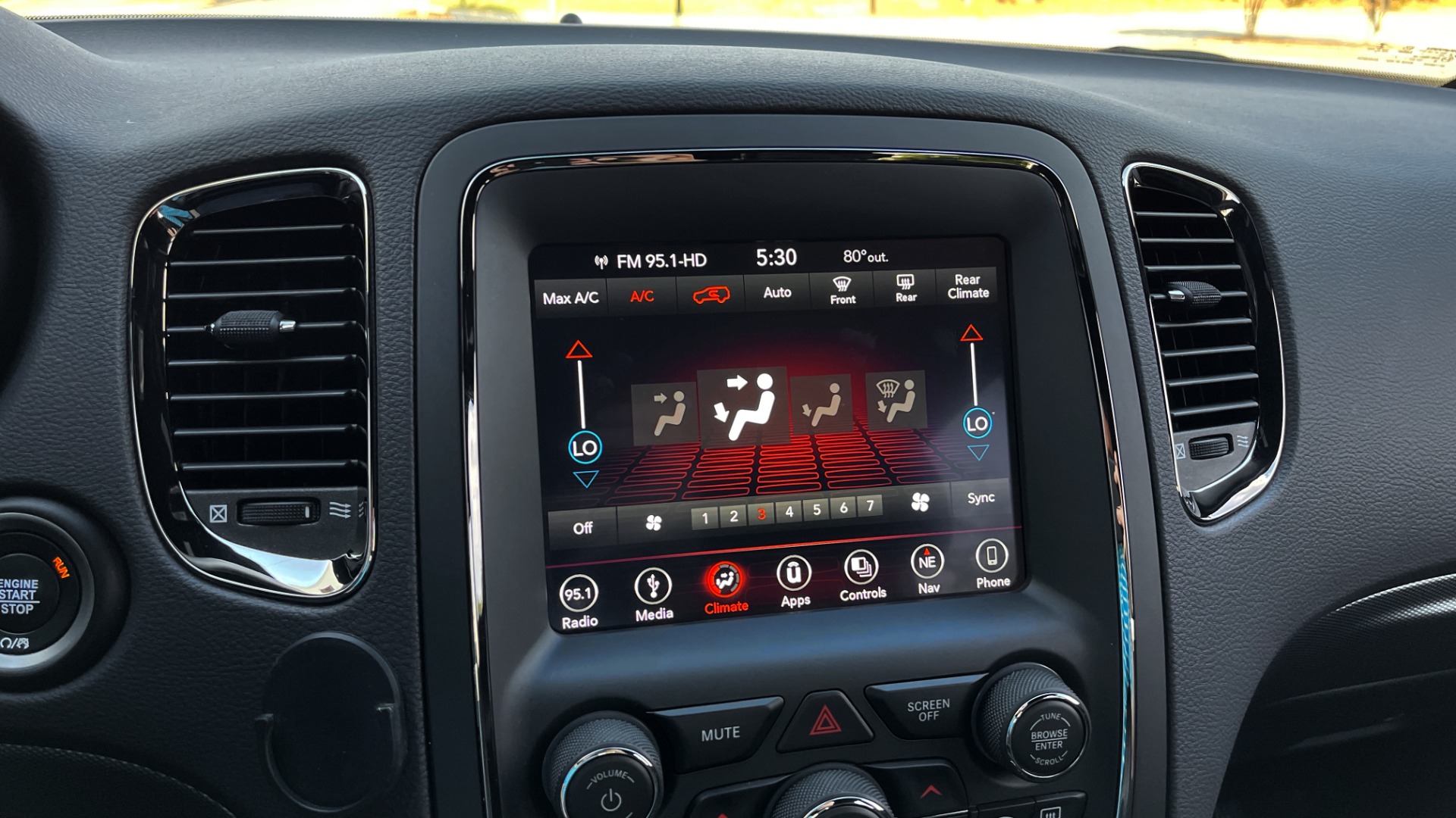 Used 2019 Dodge DURANGO GT BLACKTOP RWD / 3.6L / 8-SPD AUTO / 3-ROW / NAV / REARVIEW for sale Sold at Formula Imports in Charlotte NC 28227 40