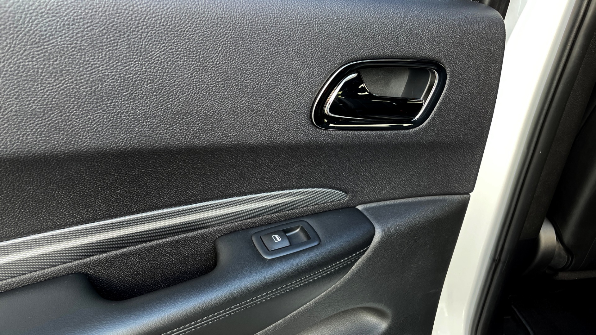 Used 2019 Dodge DURANGO GT BLACKTOP RWD / 3.6L / 8-SPD AUTO / 3-ROW / NAV / REARVIEW for sale Sold at Formula Imports in Charlotte NC 28227 50