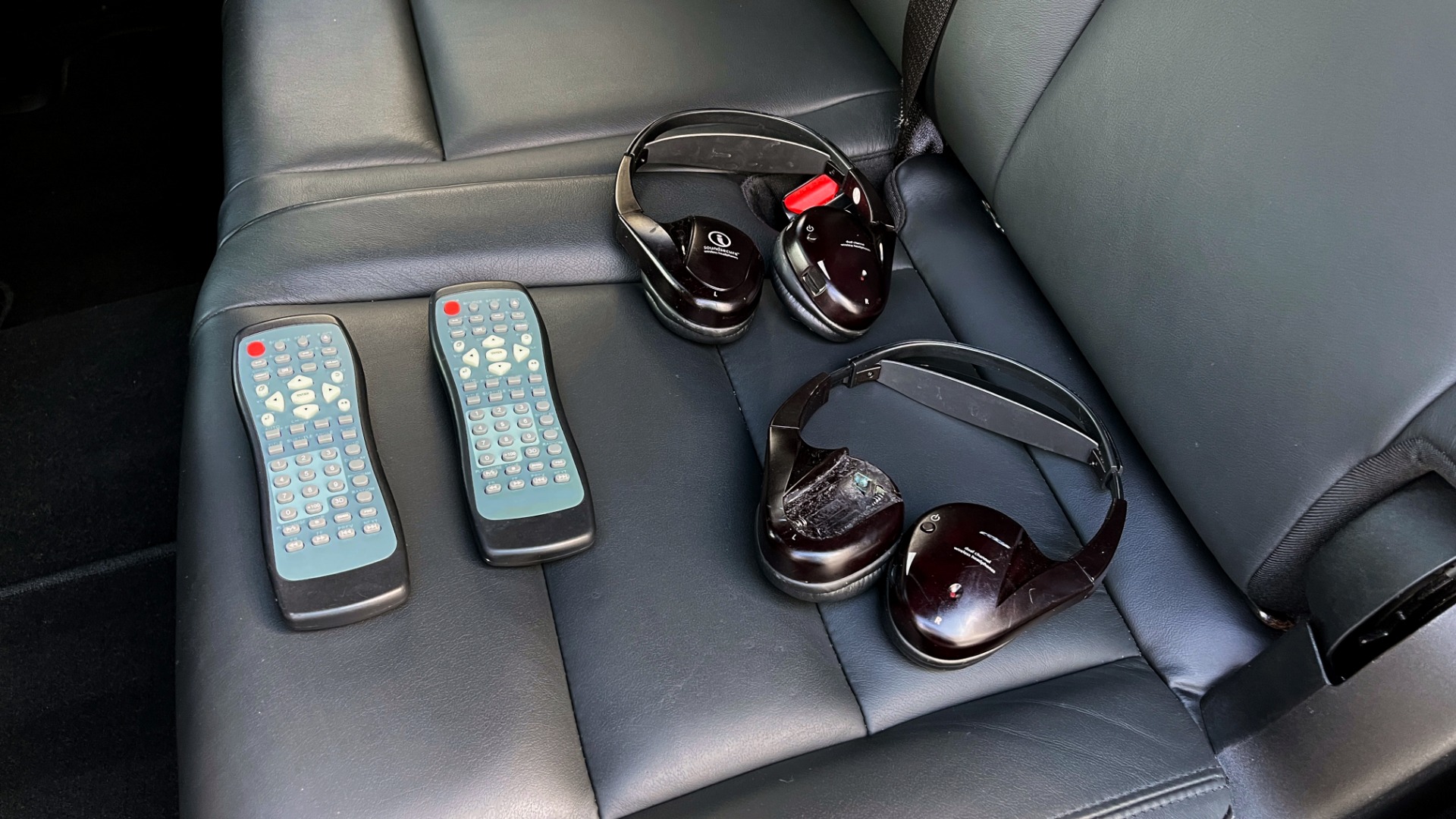 Used 2019 Dodge DURANGO GT BLACKTOP RWD / 3.6L / 8-SPD AUTO / 3-ROW / NAV / REARVIEW for sale Sold at Formula Imports in Charlotte NC 28227 55