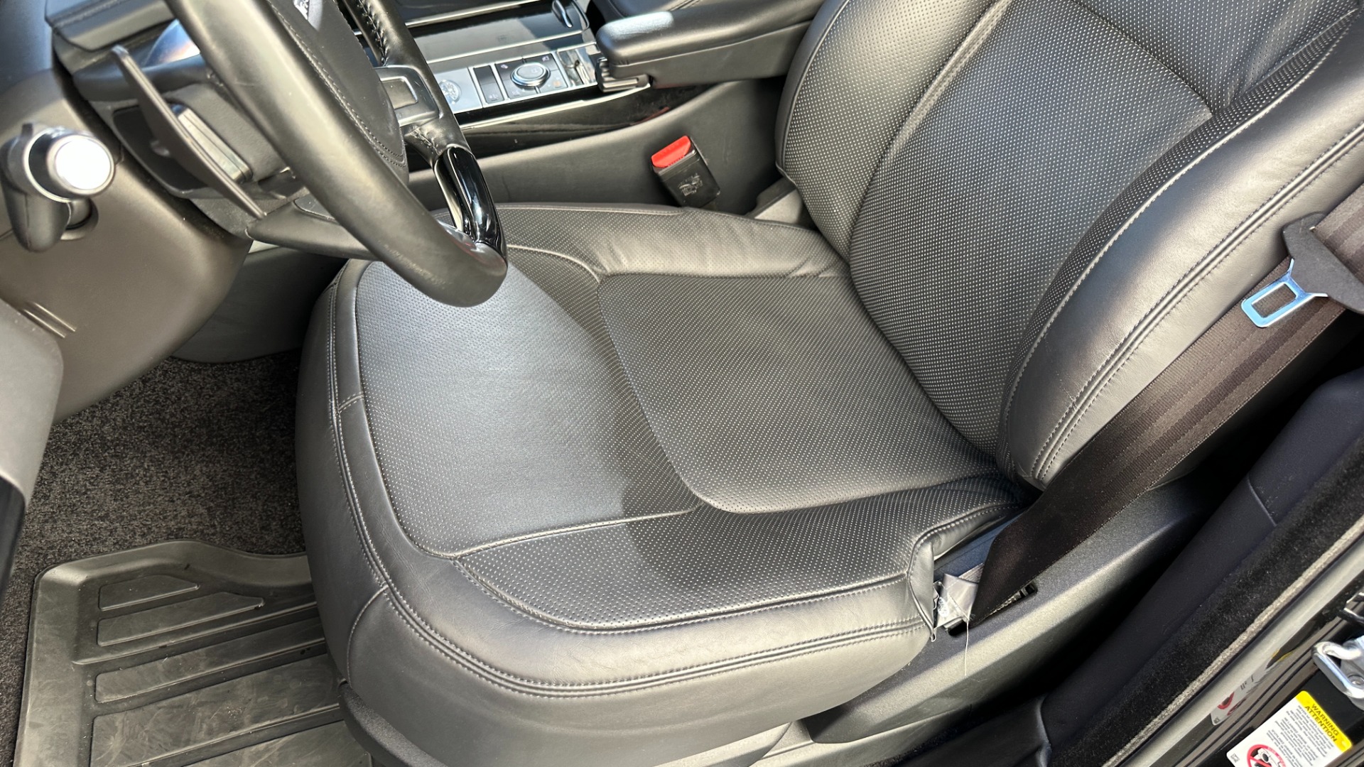 Used 2018 Land Rover RANGE ROVER SUPERCHARGED V8 / DRIVE PRO / NAV / PANO-ROOF / REARVIEW for sale $84,995 at Formula Imports in Charlotte NC 28227 14