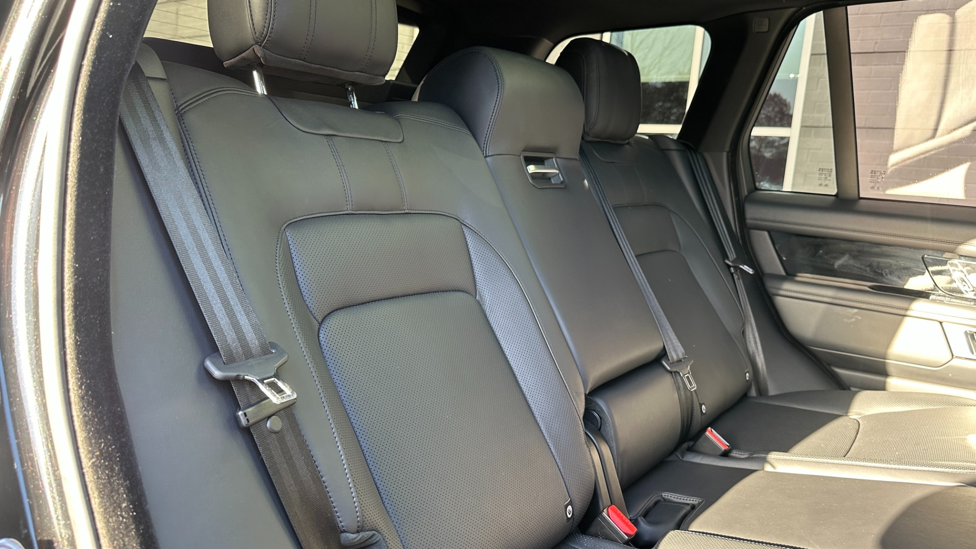 Used 2018 Land Rover Range Rover SUPERCHARGED / DRIVE PRO PKG / FULL BLACKOUT / RED CALIPERS / 21IN WHEELS for sale Sold at Formula Imports in Charlotte NC 28227 21