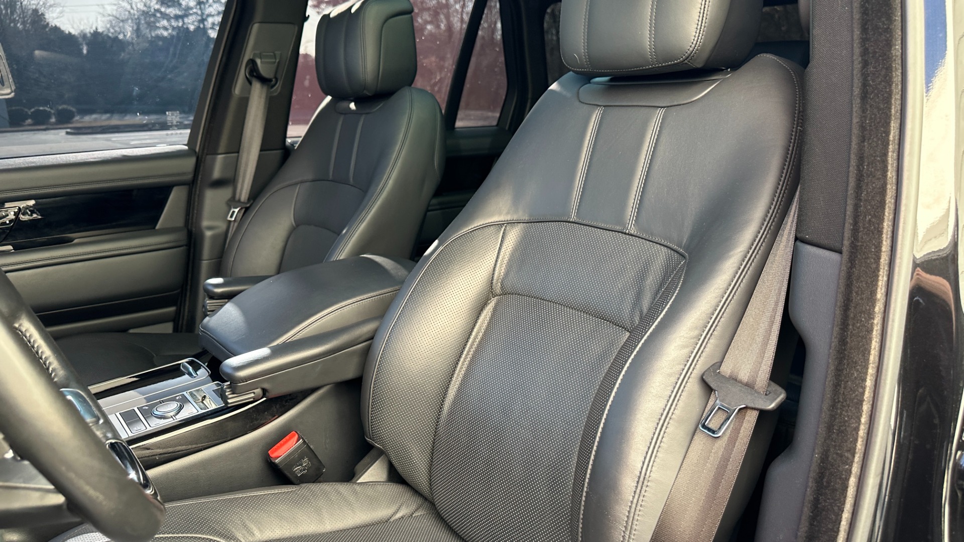 Used 2018 Land Rover Range Rover for sale $61,995 at Formula Imports in Charlotte NC 28227 31