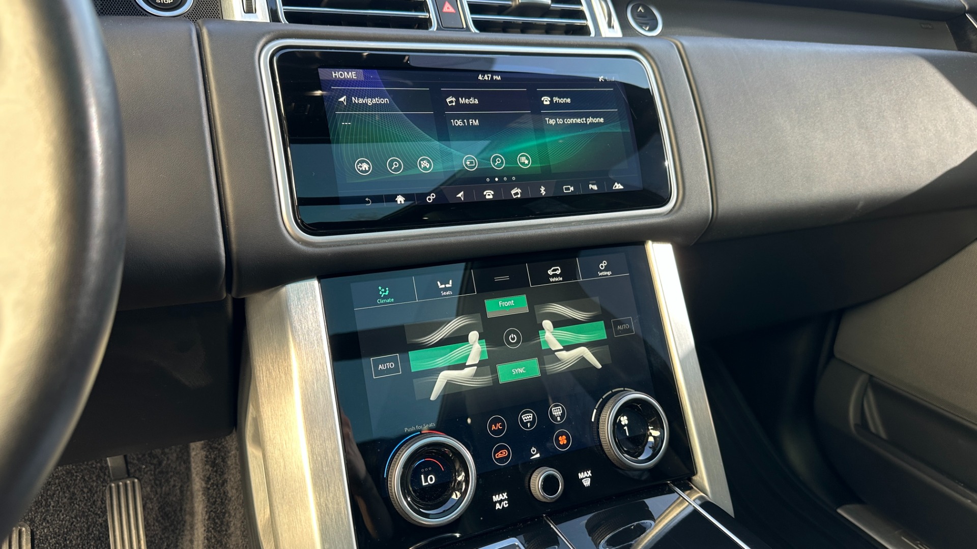 Used 2018 Land Rover Range Rover for sale $61,995 at Formula Imports in Charlotte NC 28227 32