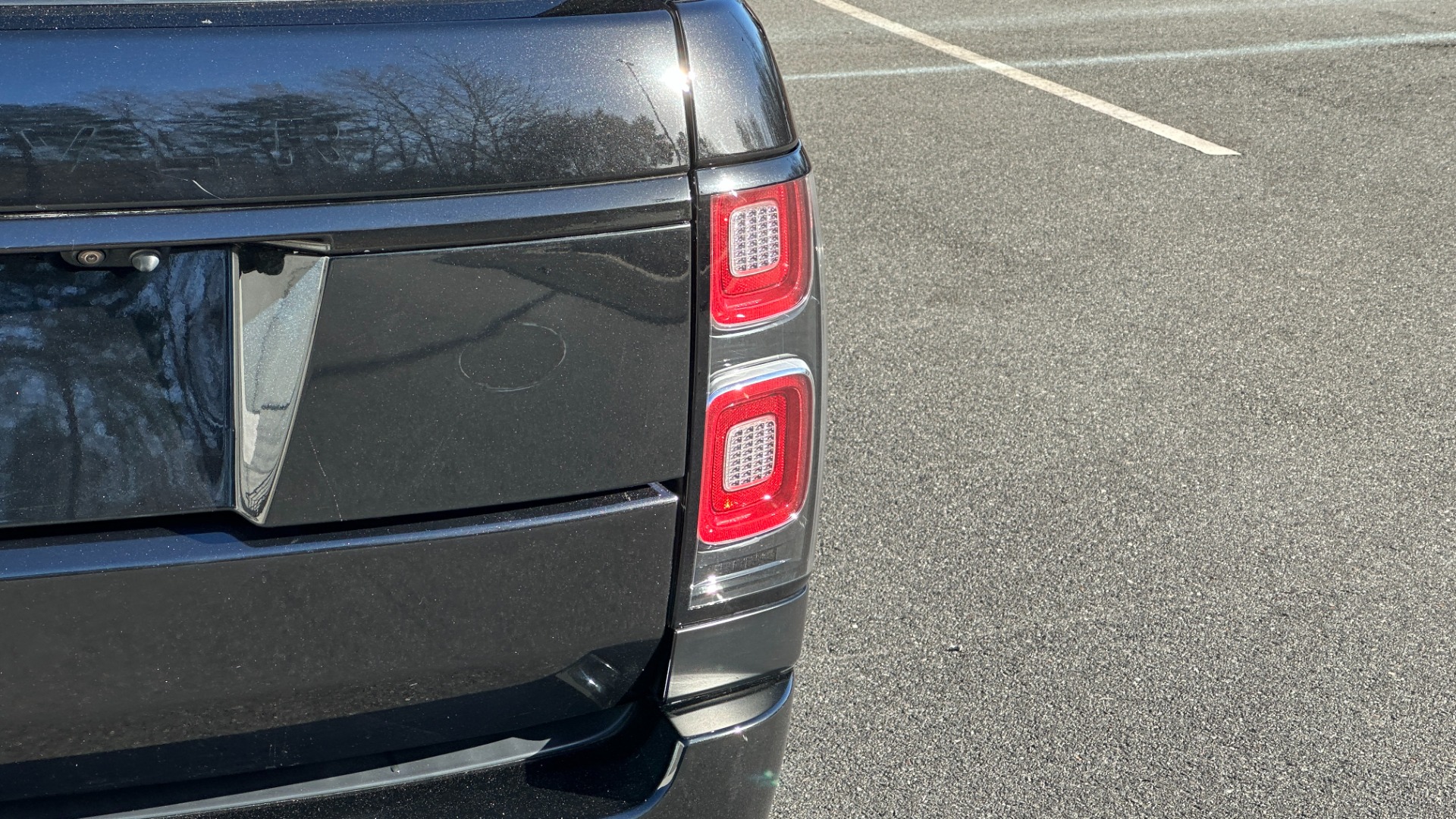 Used 2018 Land Rover Range Rover SUPERCHARGED / DRIVE PRO PKG / FULL BLACKOUT / RED CALIPERS / 21IN WHEELS for sale Sold at Formula Imports in Charlotte NC 28227 41