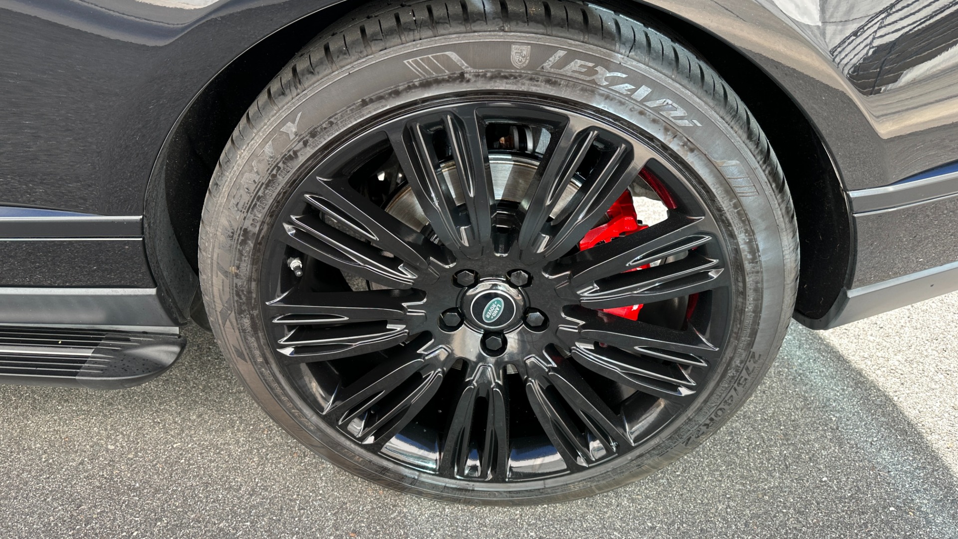 Used 2018 Land Rover Range Rover SUPERCHARGED / DRIVE PRO PKG / FULL BLACKOUT / RED CALIPERS / 21IN WHEELS for sale Sold at Formula Imports in Charlotte NC 28227 49