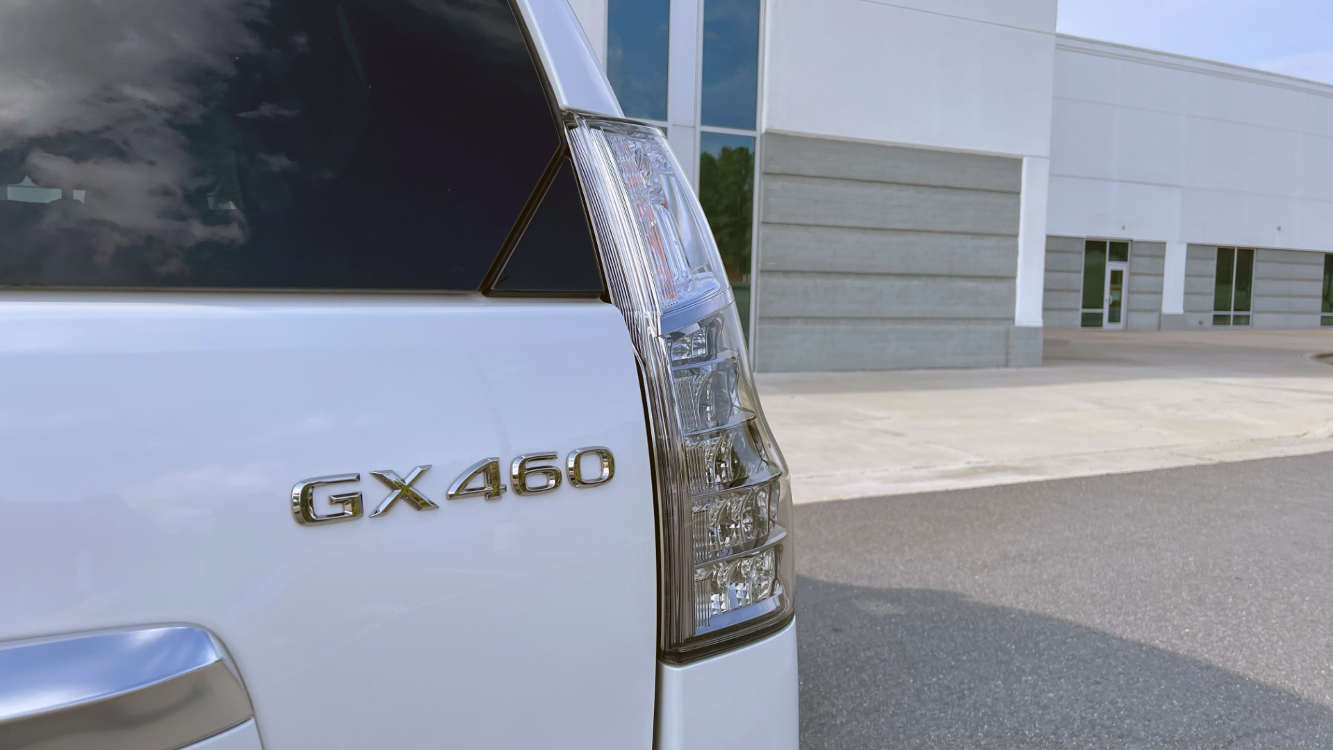Used 2020 Lexus GX 460 PREMIUM / AWD / NAV / SUNROOF / 3-ROW / REARVIEW for sale Sold at Formula Imports in Charlotte NC 28227 18