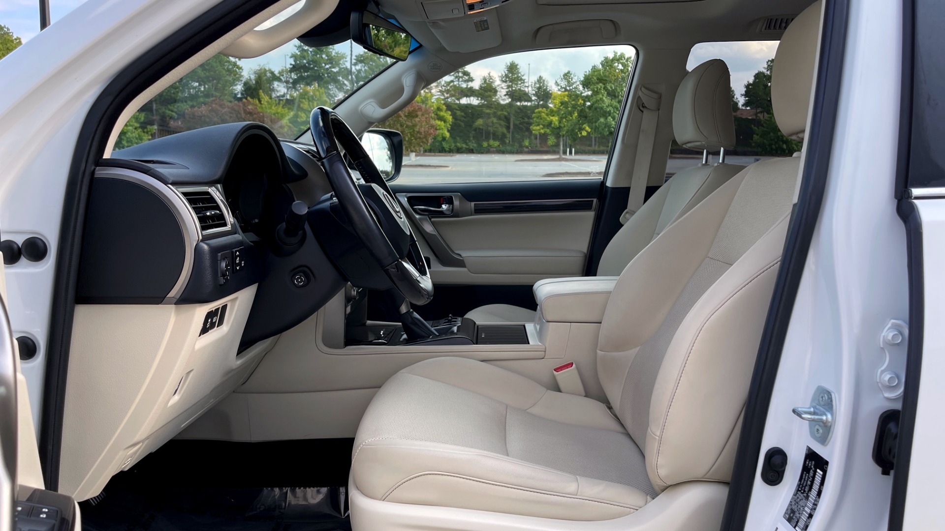 Used 2020 Lexus GX 460 PREMIUM / AWD / NAV / SUNROOF / 3-ROW / REARVIEW for sale Sold at Formula Imports in Charlotte NC 28227 28