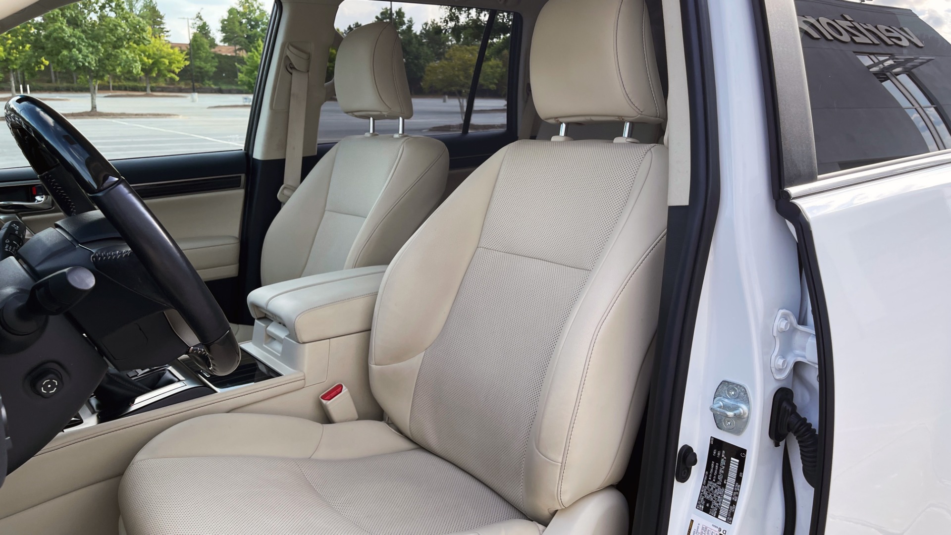 Used 2020 Lexus GX 460 PREMIUM / AWD / NAV / SUNROOF / 3-ROW / REARVIEW for sale Sold at Formula Imports in Charlotte NC 28227 29