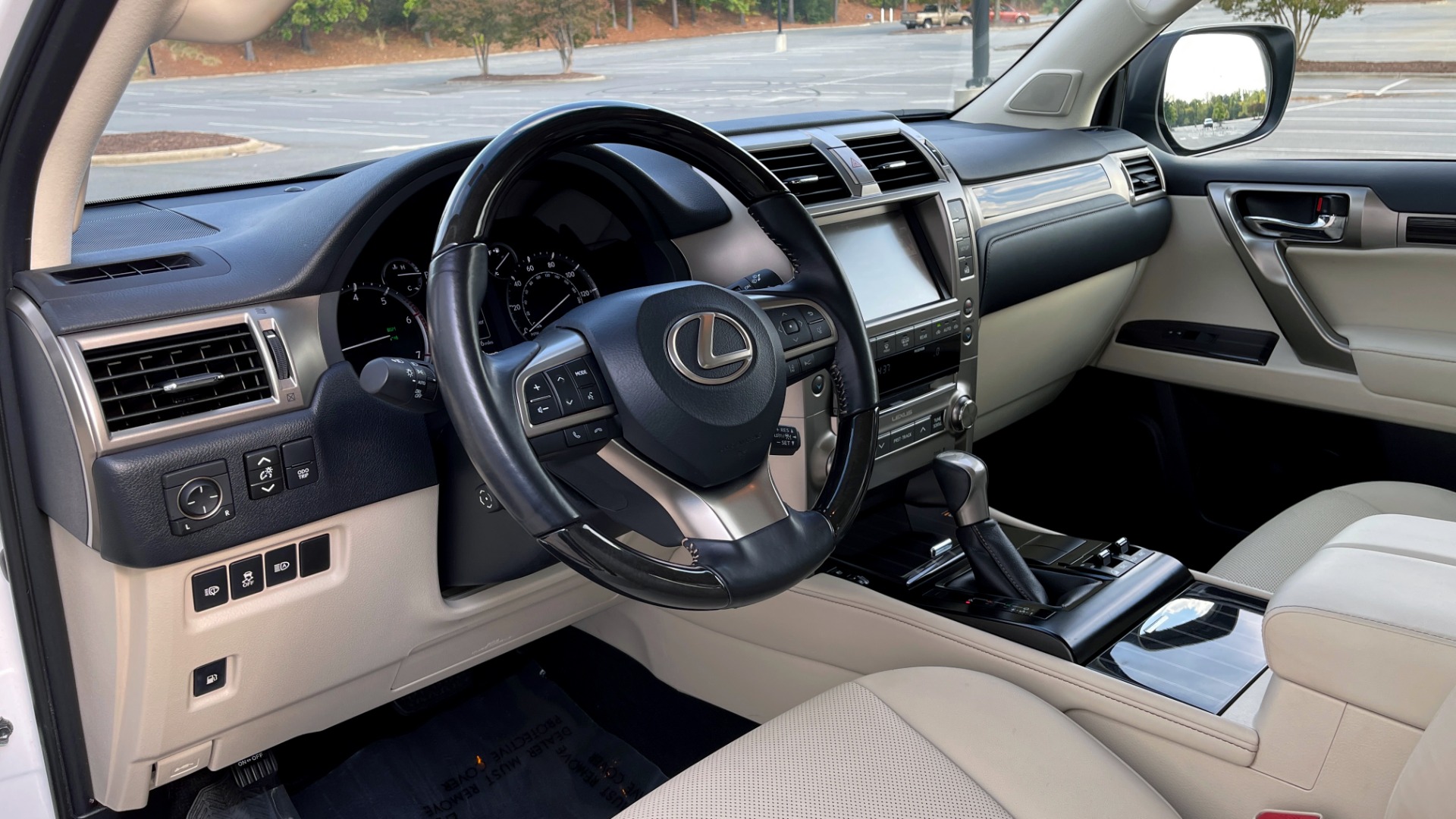 Used 2020 Lexus GX 460 PREMIUM / AWD / NAV / SUNROOF / 3-ROW / REARVIEW for sale Sold at Formula Imports in Charlotte NC 28227 32