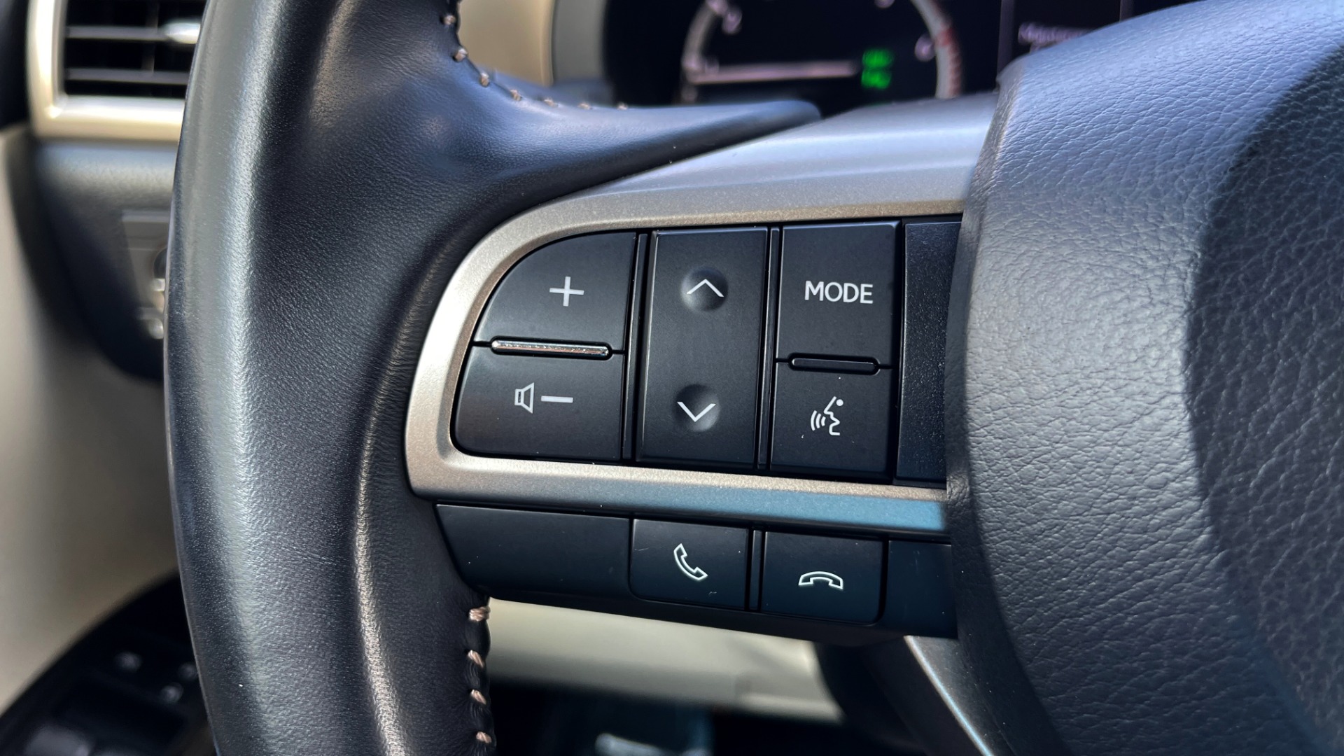 Used 2020 Lexus GX 460 PREMIUM / AWD / NAV / SUNROOF / 3-ROW / REARVIEW for sale Sold at Formula Imports in Charlotte NC 28227 33