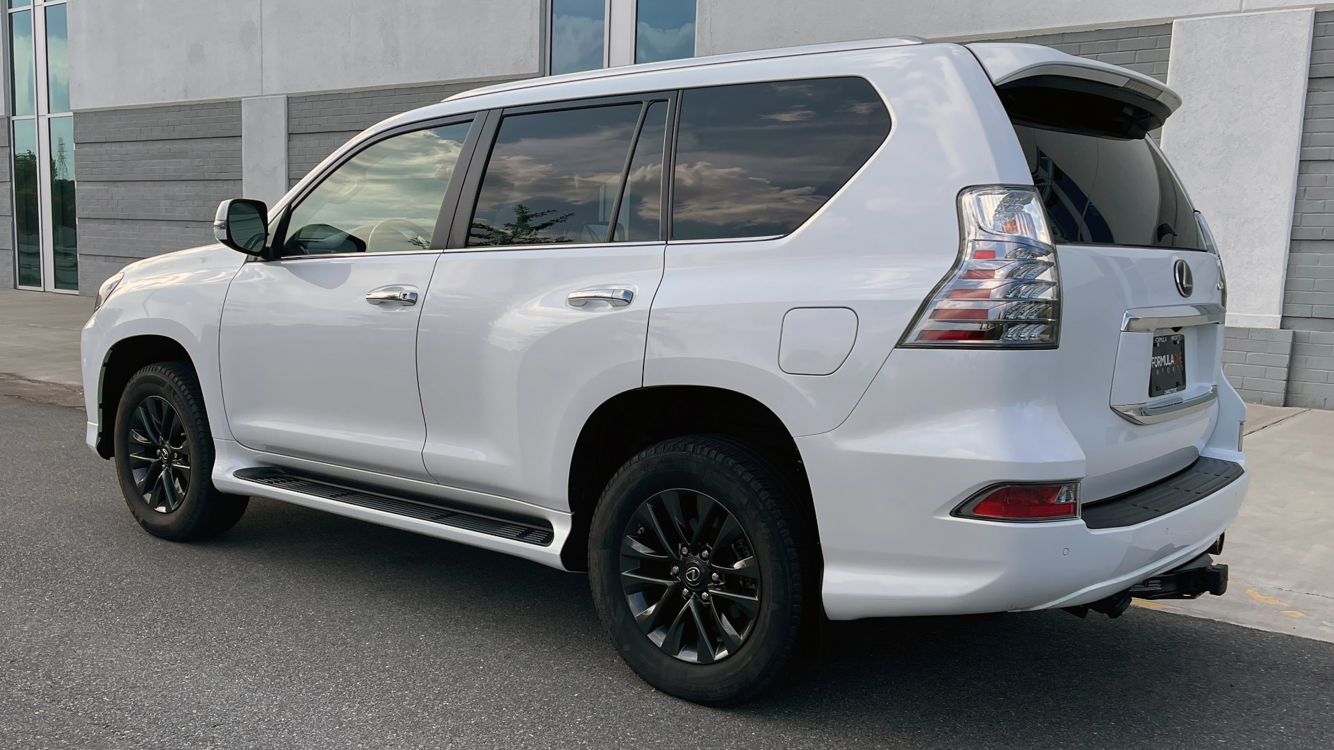 Used 2020 Lexus GX 460 PREMIUM / AWD / NAV / SUNROOF / 3-ROW / REARVIEW for sale Sold at Formula Imports in Charlotte NC 28227 5