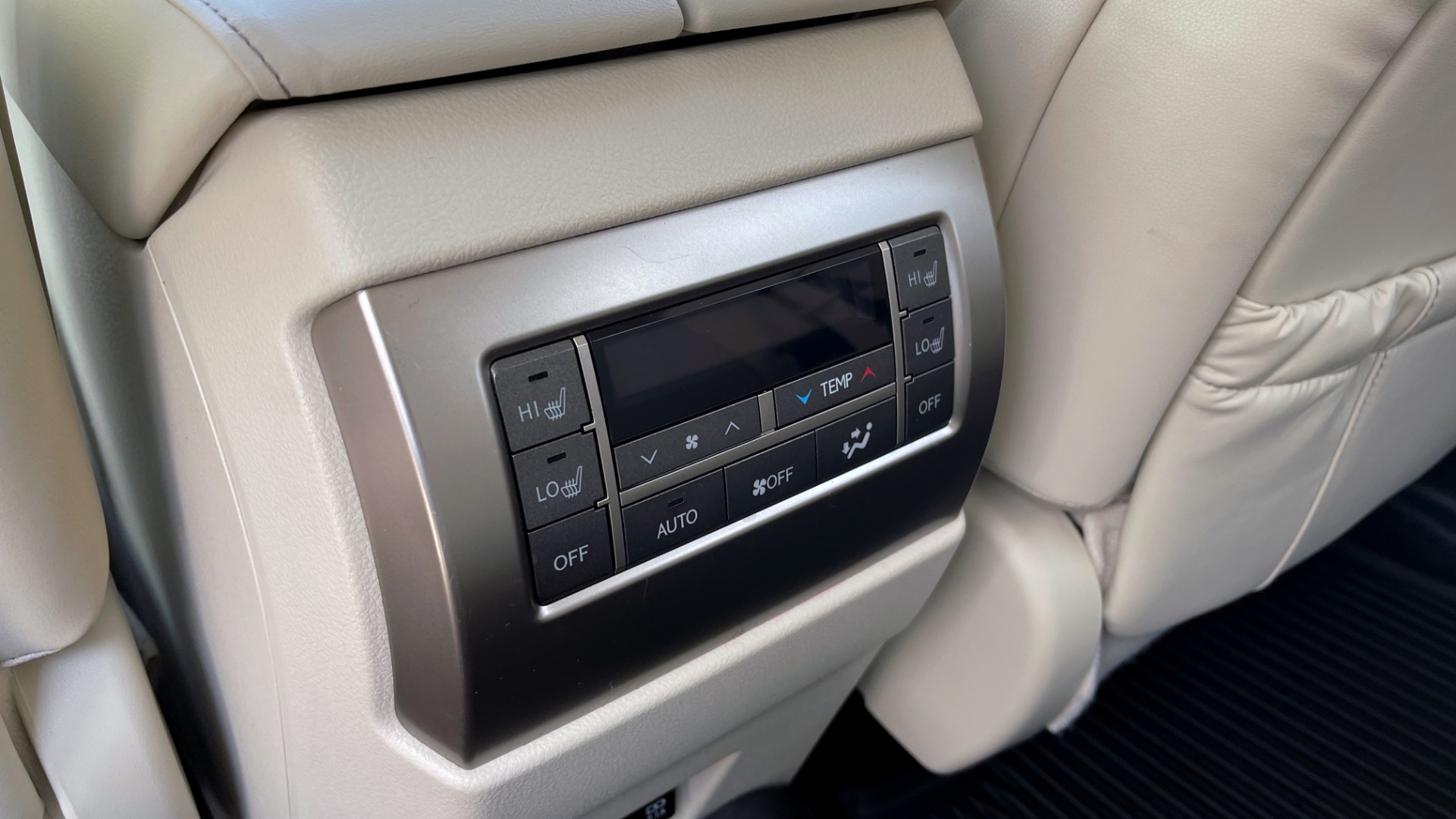 Used 2020 Lexus GX 460 PREMIUM / AWD / NAV / SUNROOF / 3-ROW / REARVIEW for sale Sold at Formula Imports in Charlotte NC 28227 54