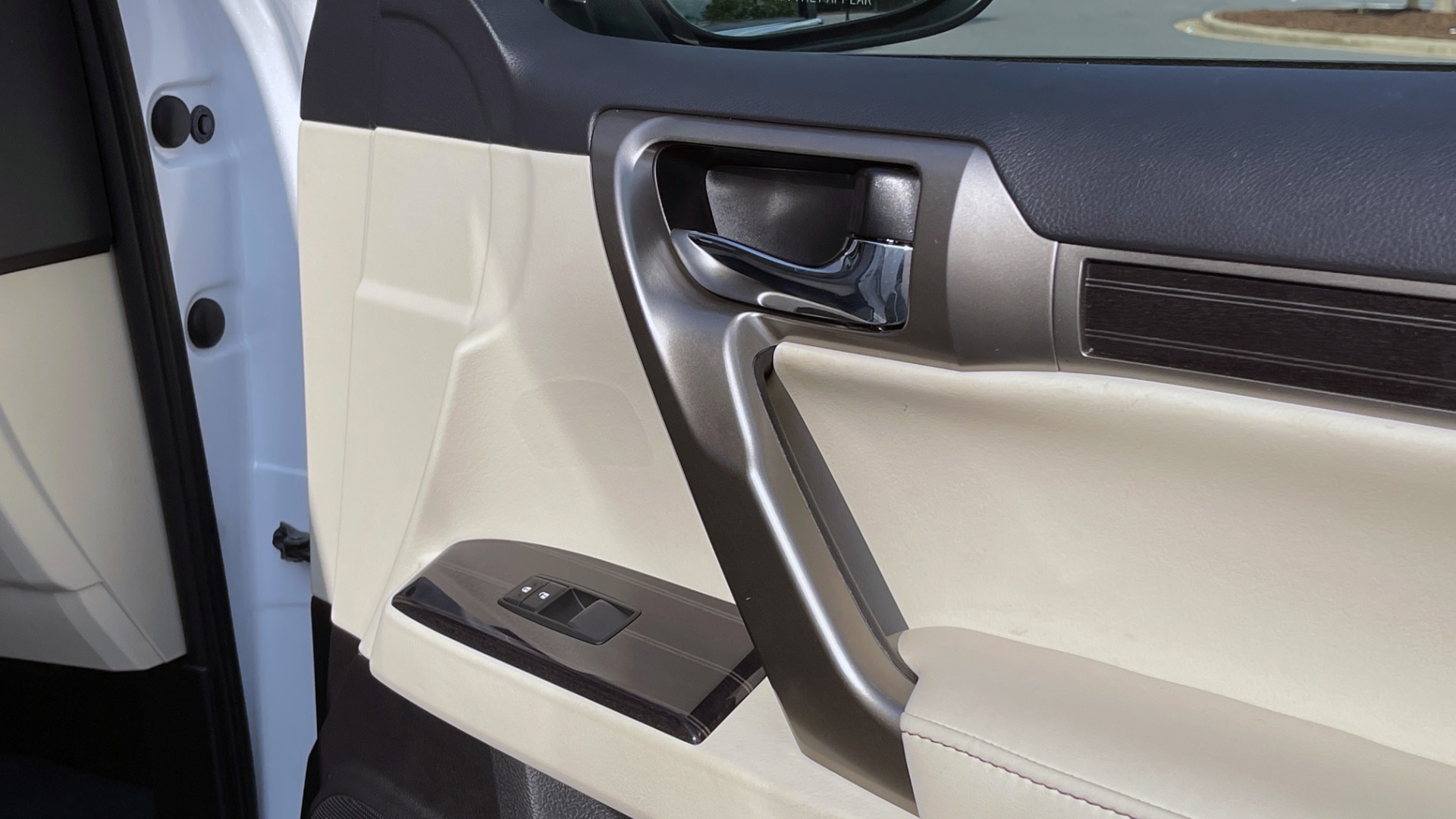 Used 2020 Lexus GX 460 PREMIUM / AWD / NAV / SUNROOF / 3-ROW / REARVIEW for sale Sold at Formula Imports in Charlotte NC 28227 63