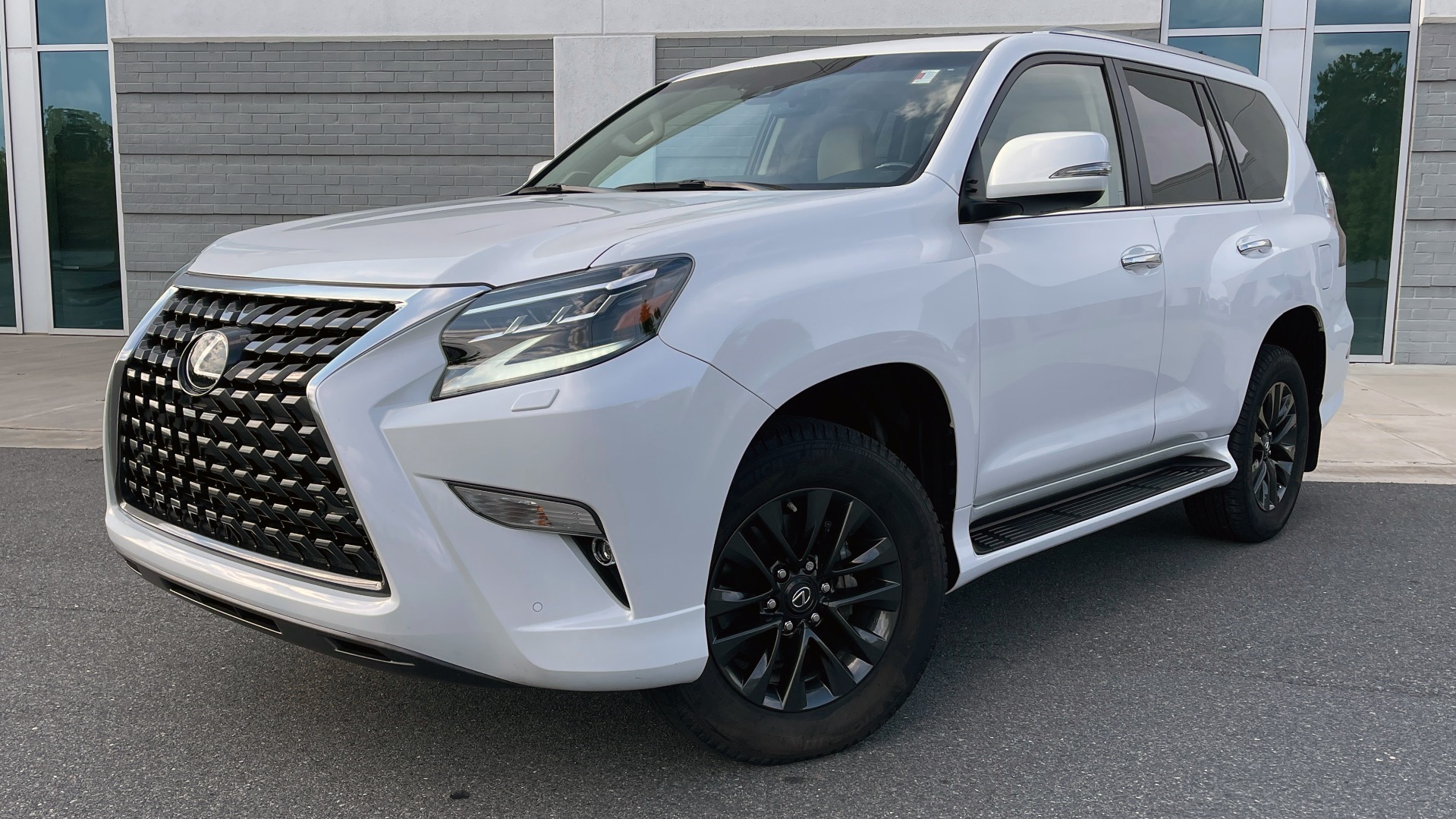 Used 2020 Lexus GX 460 PREMIUM / AWD / NAV / SUNROOF / 3-ROW / REARVIEW for sale Sold at Formula Imports in Charlotte NC 28227 1