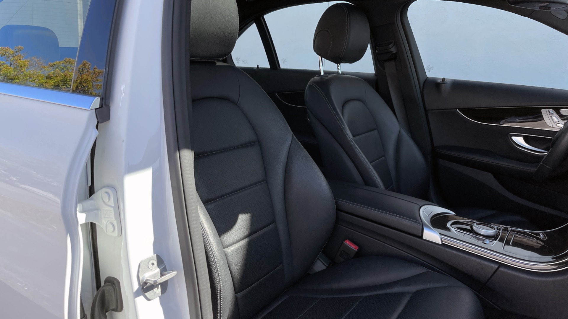 Used 2018 Mercedes-Benz C-CLASS C 300 4MATIC PREMIUM / SMARTPHONE INTEG / PANO-ROOF / REARVIEW for sale $30,195 at Formula Imports in Charlotte NC 28227 56