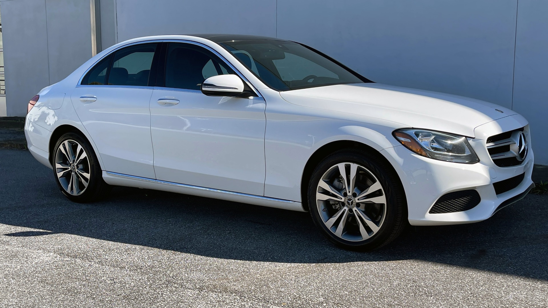 Used 2018 Mercedes-Benz C-CLASS C 300 4MATIC PREMIUM / SMARTPHONE INTEG / PANO-ROOF / REARVIEW for sale $30,195 at Formula Imports in Charlotte NC 28227 7