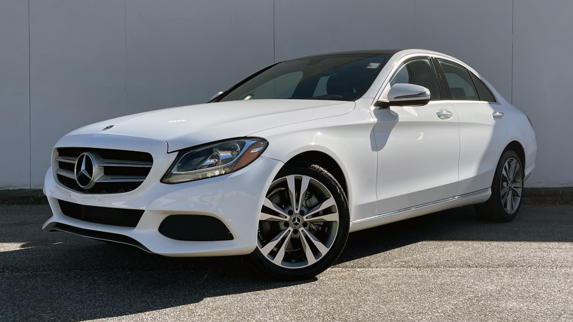 Used 2018 Mercedes-Benz C-CLASS C 300 4MATIC PREMIUM / SMARTPHONE INTEG / PANO-ROOF / REARVIEW for sale $30,195 at Formula Imports in Charlotte NC 28227 1