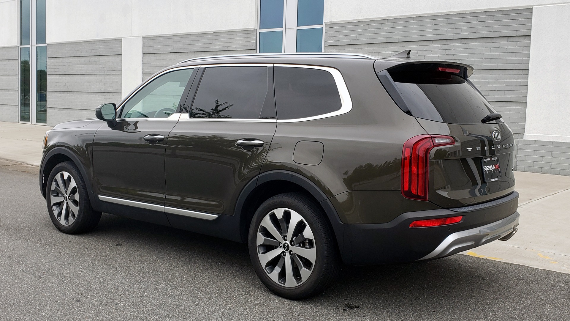 Used 2020 Kia Telluride S for sale Sold at Formula Imports in Charlotte NC 28227 5