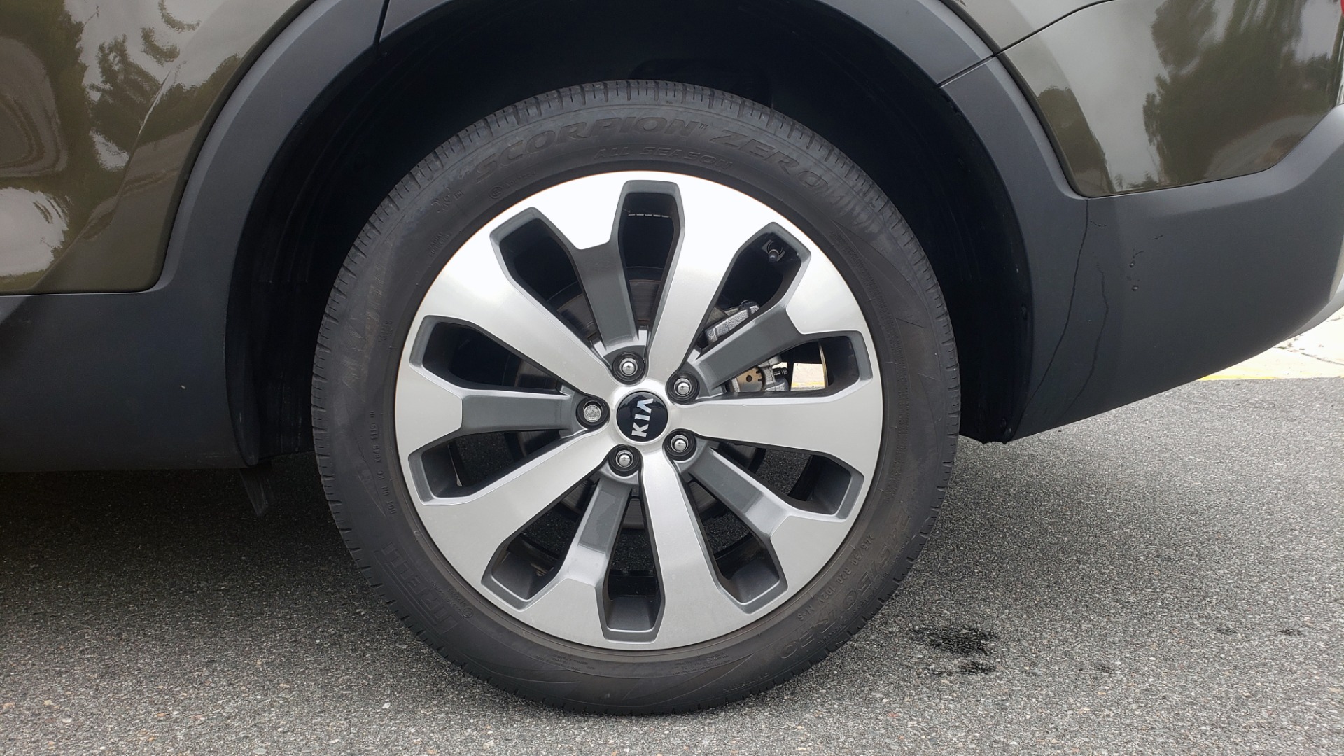 Used 2020 Kia TELLURIDE S 3.8L / FWD / 8-SPD AUTO / SUNROOF / REARVIEW / 20INCH WHEELS for sale $41,595 at Formula Imports in Charlotte NC 28227 81