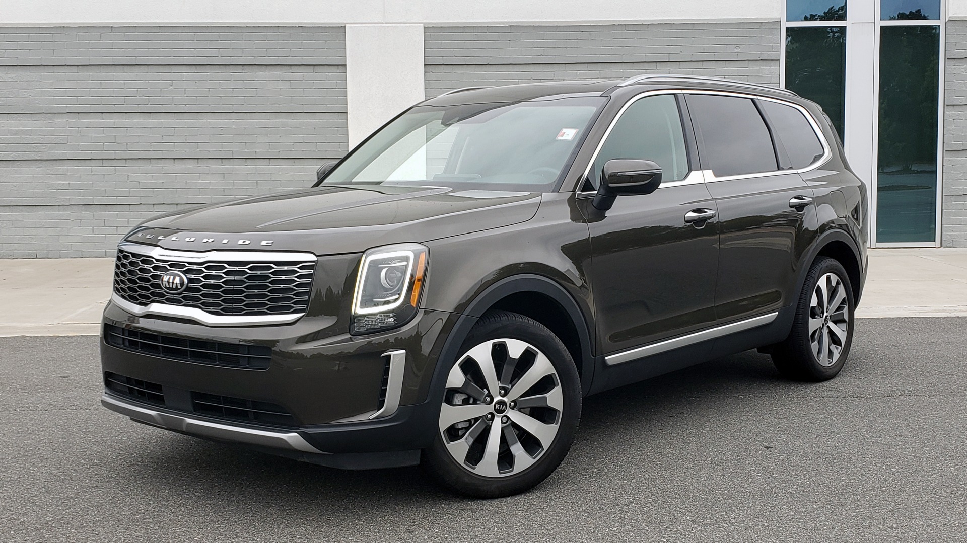 Used 2020 Kia Telluride S for sale Sold at Formula Imports in Charlotte NC 28227 1